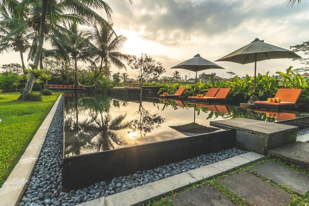Villa 5 Bed Serenity In The Hills Of