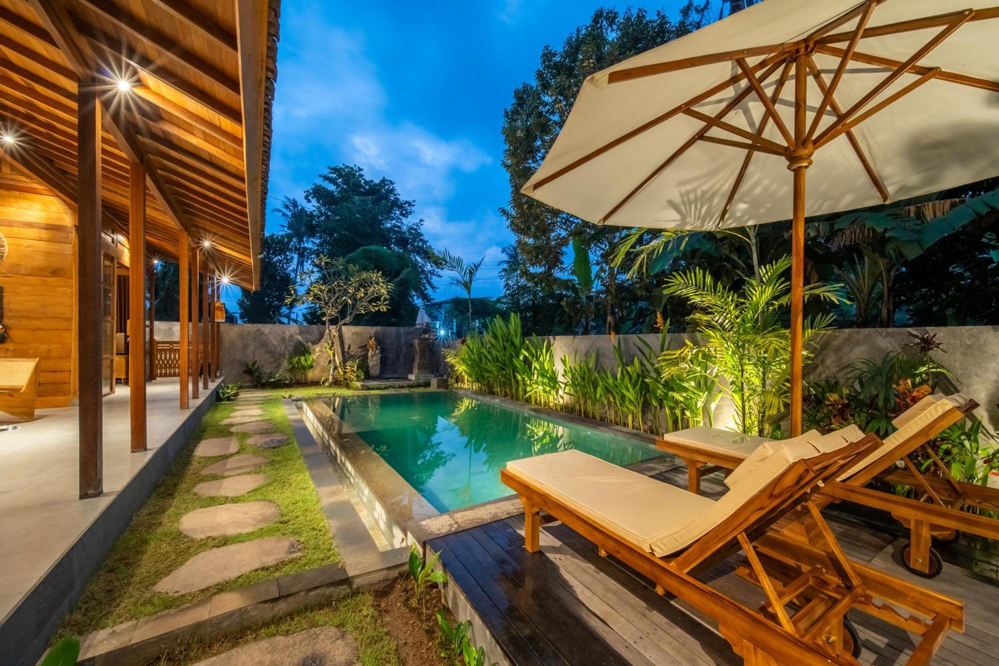 Kayu Retreat - Traditional Luxe In Calm Area Of *