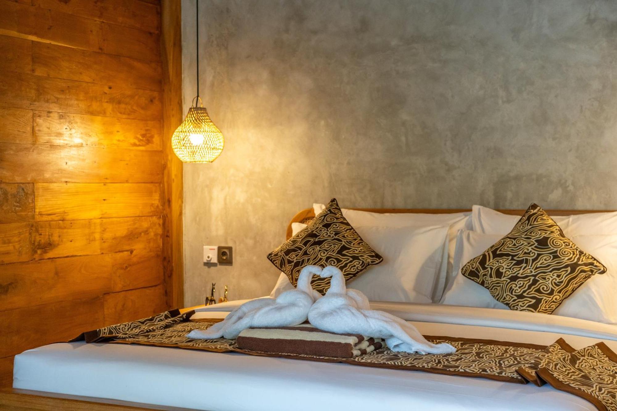 Kayu Retreat - Traditional Luxe In Calm Area Of Villa