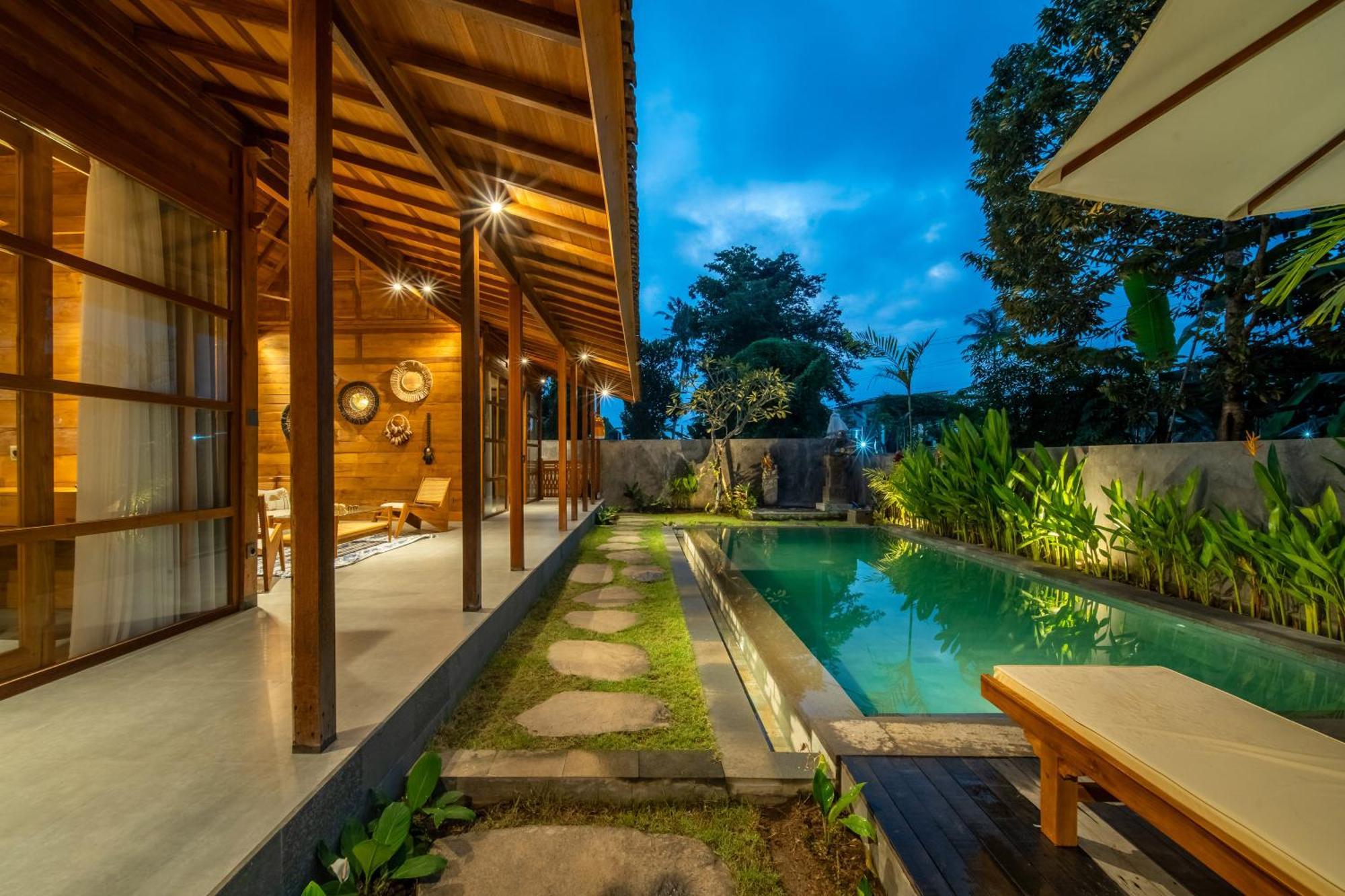 Villa Kayu Retreat - Traditional Luxe In Calm Area Of