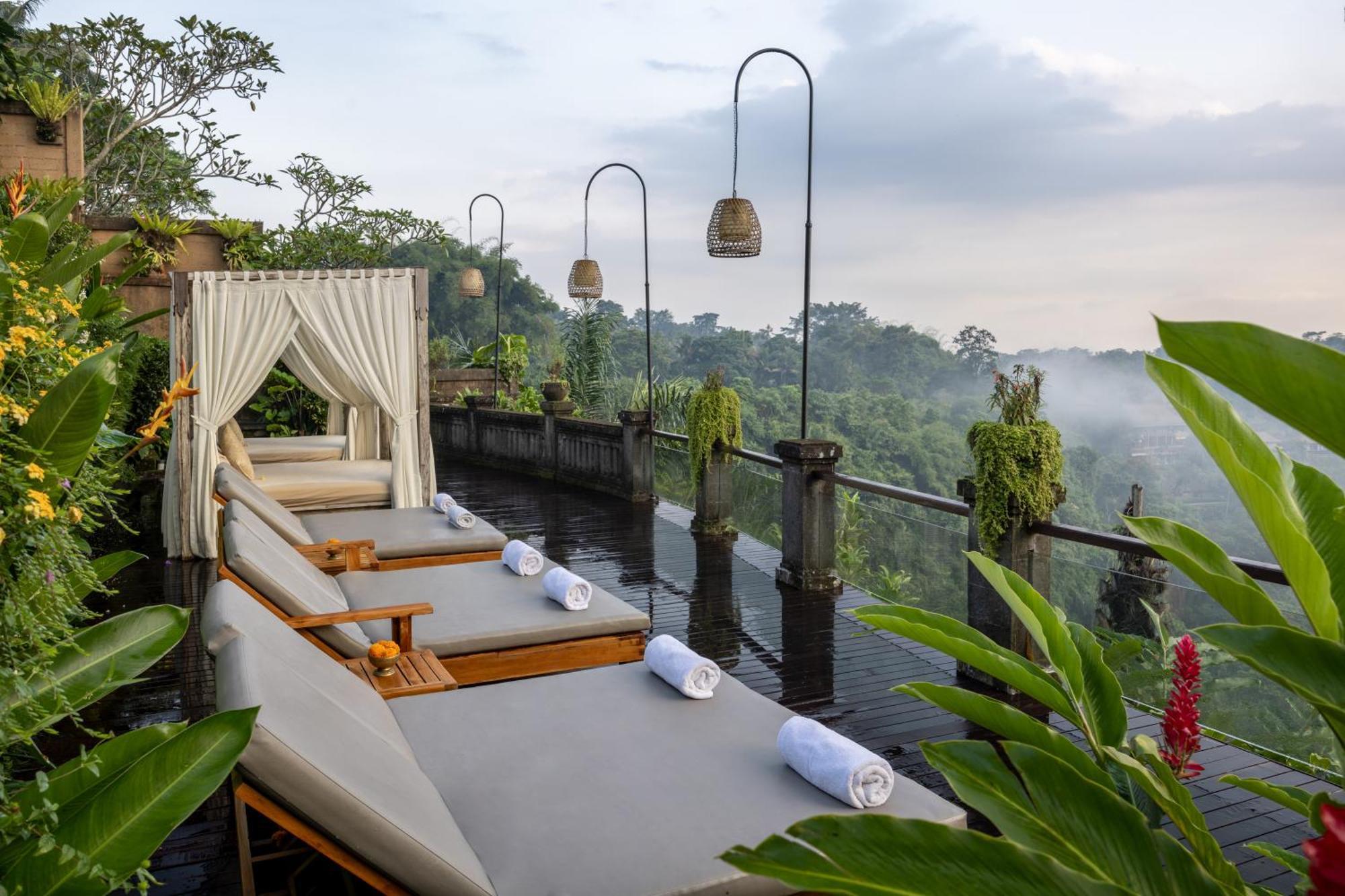 Pramana Watu Kurung 5*