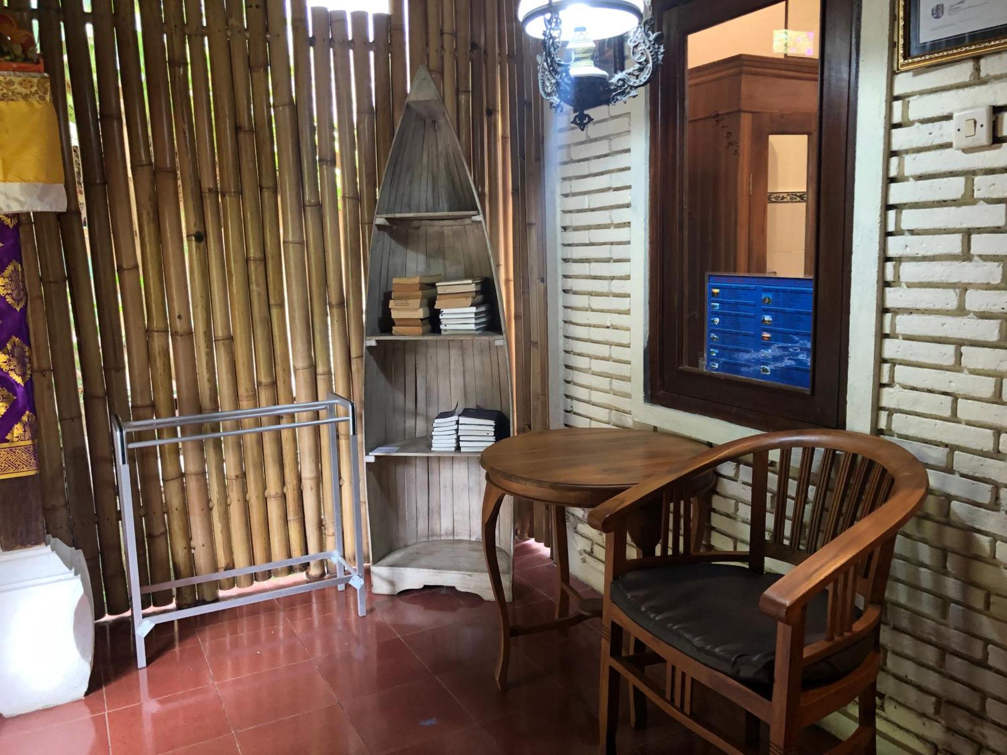 1bd In Family Compound1, 15 Minute Walk To Yoga Barn Homestay Ubud (Bali)