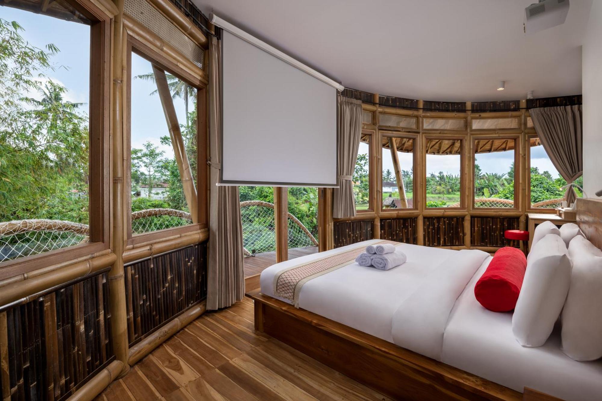 Clan Living - The Lovers Private Villa