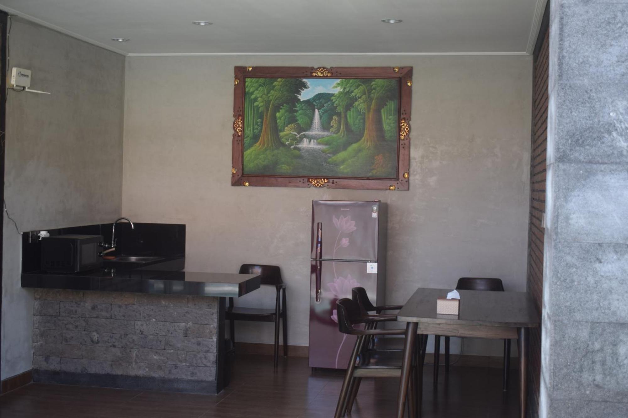 Guest house Werkudara 2*