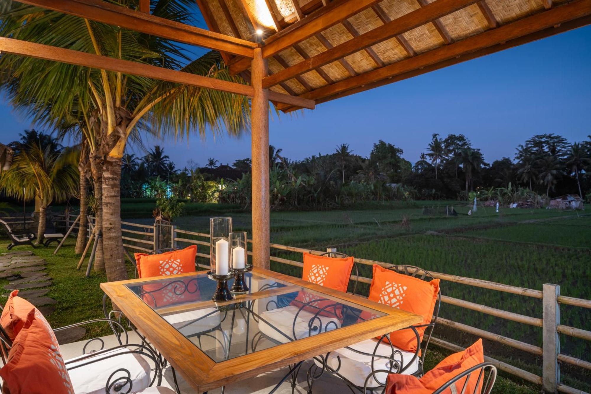 Kelapa Di Sawah By Travellink Bali Villa *