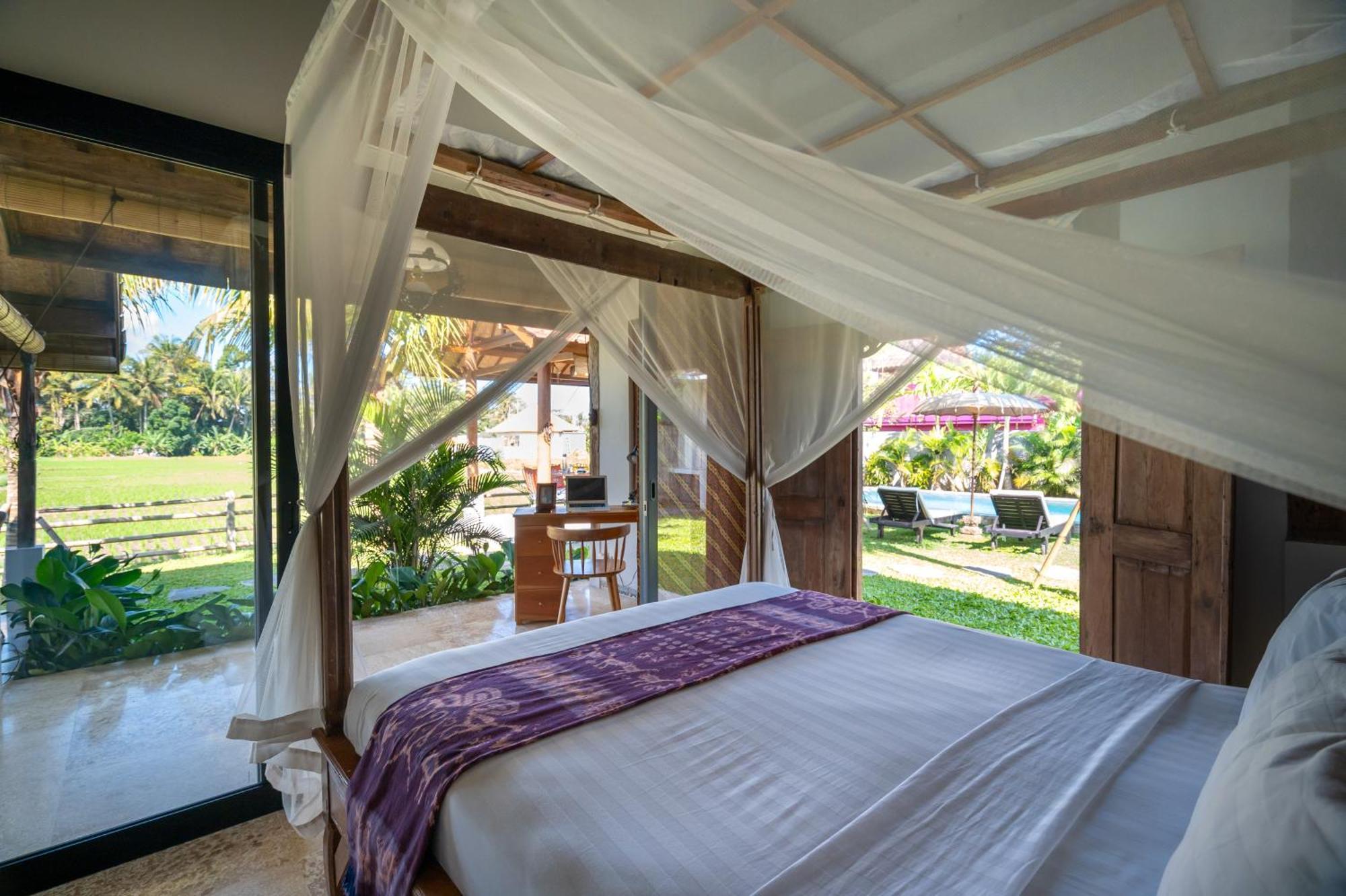 Kelapa Di Sawah By Travellink Bali Villa