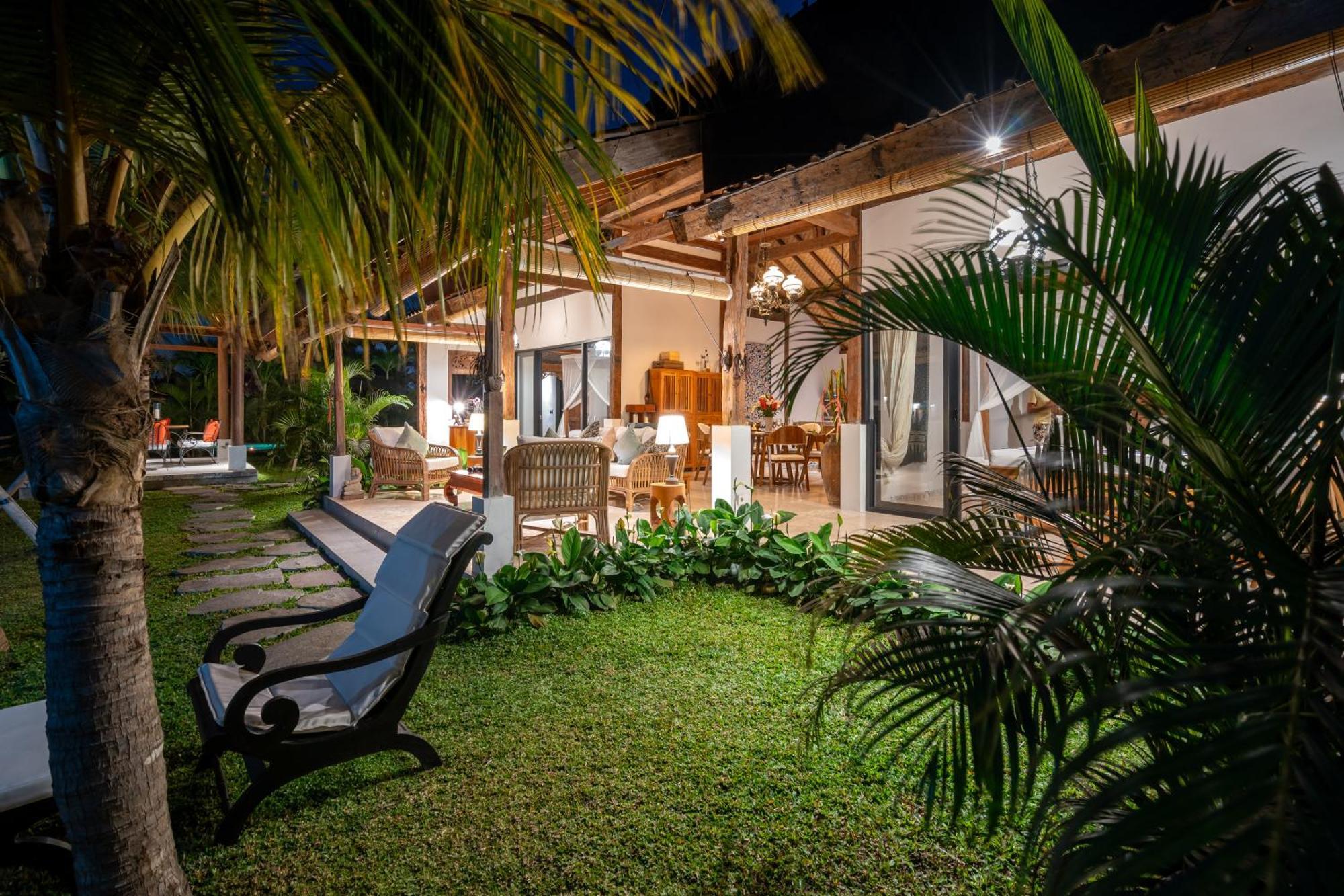 Villa Kelapa Di Sawah By Travellink Bali *