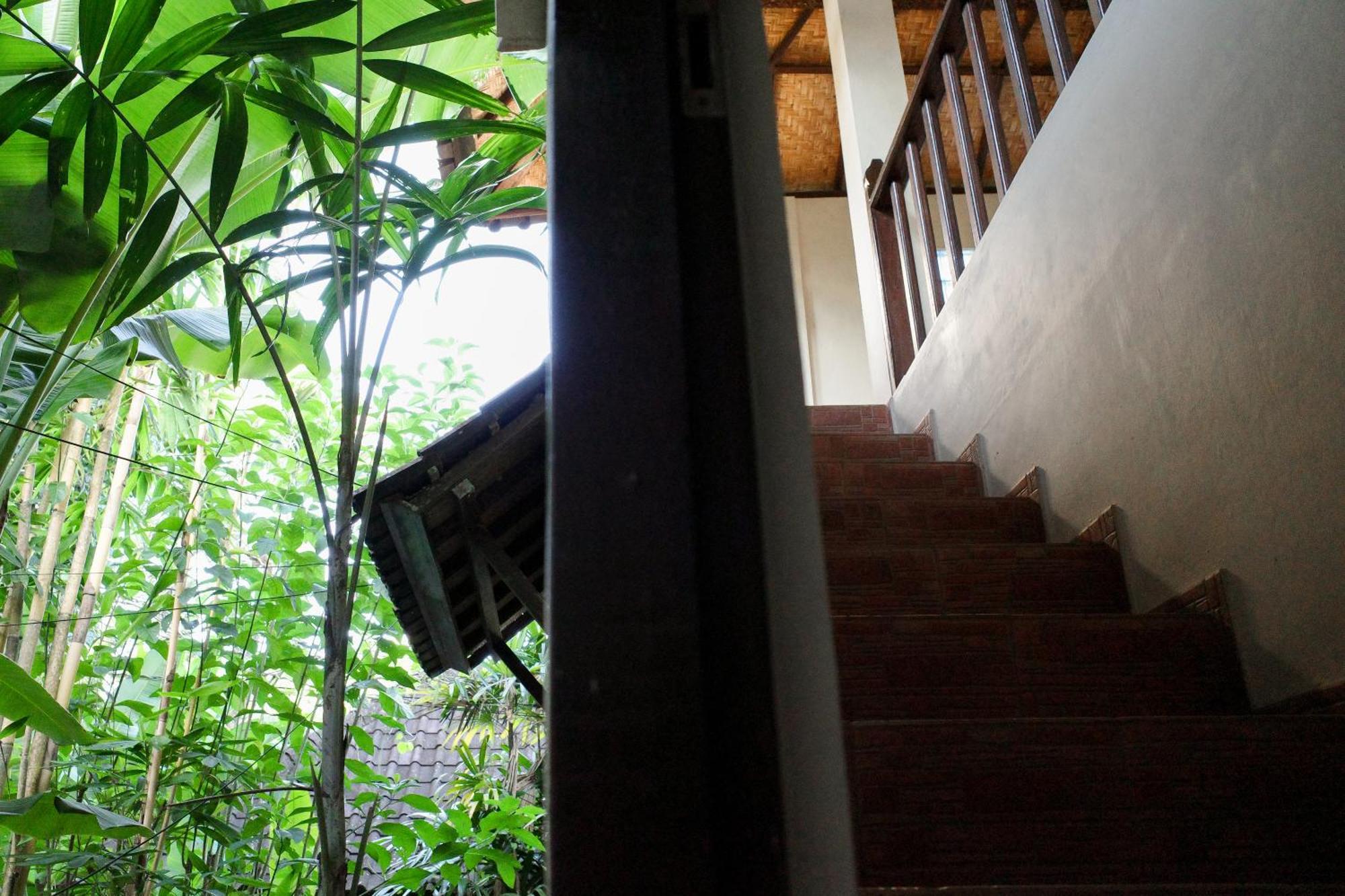 Rumah tetamu Santra Putra At Karja Art Space *