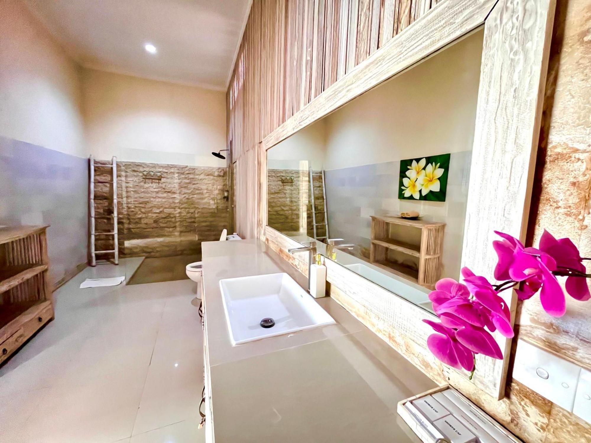 Sri Permana Villa