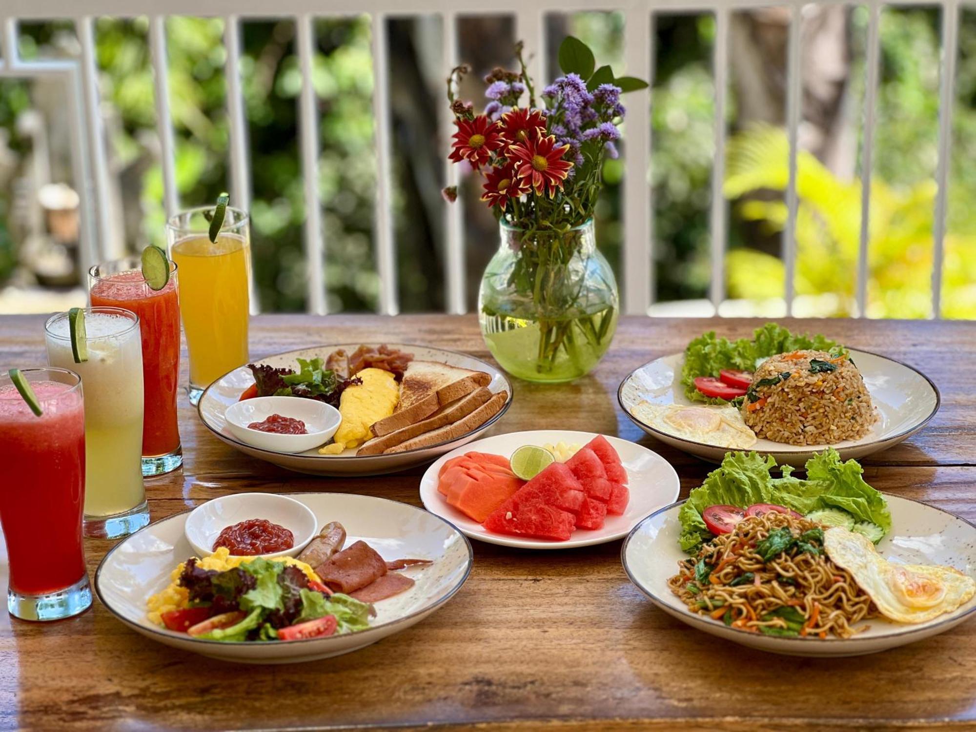 Hanaka Riverside Guest house Ubud (Bali)
