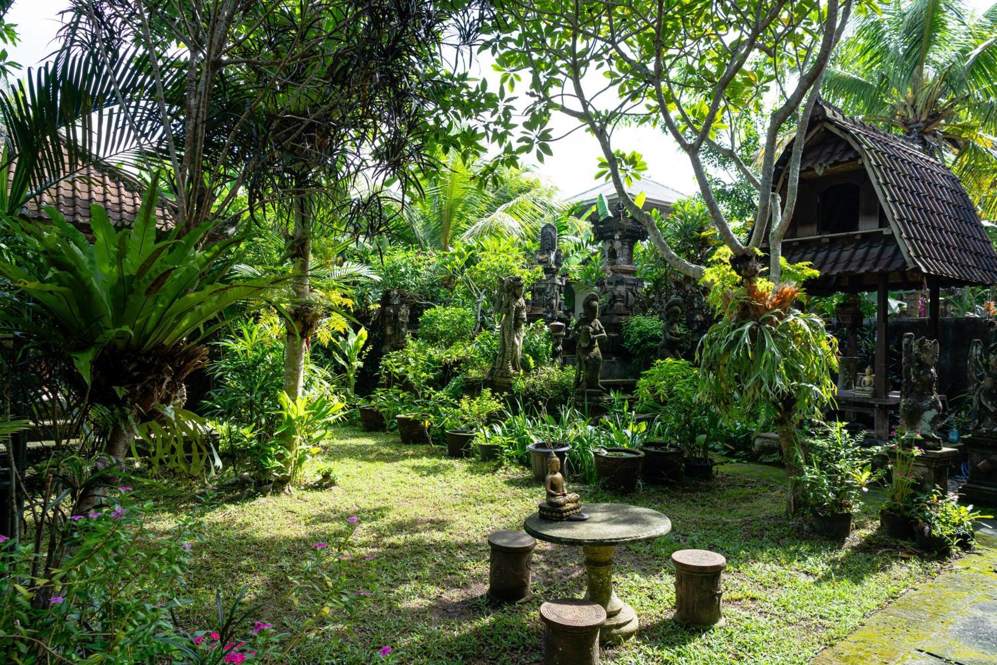 Rumah tetamu Santra Putra At Karja Art Space Ubud (Bali)