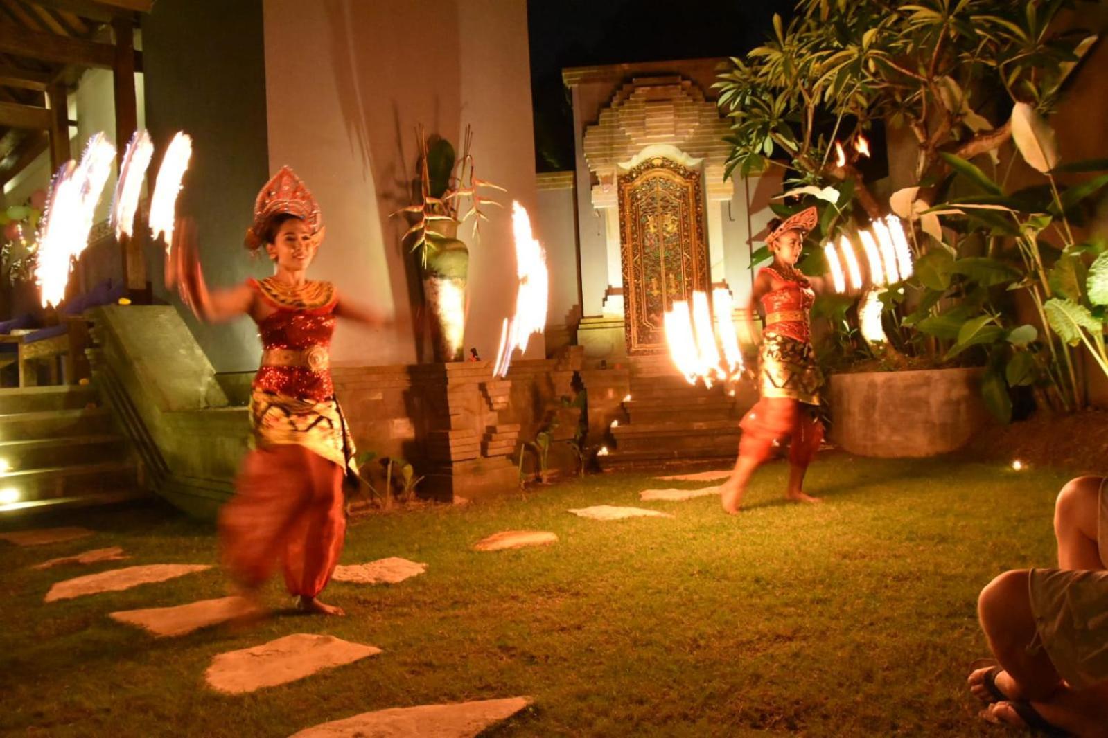 Villa Taman Indra Boutique *
