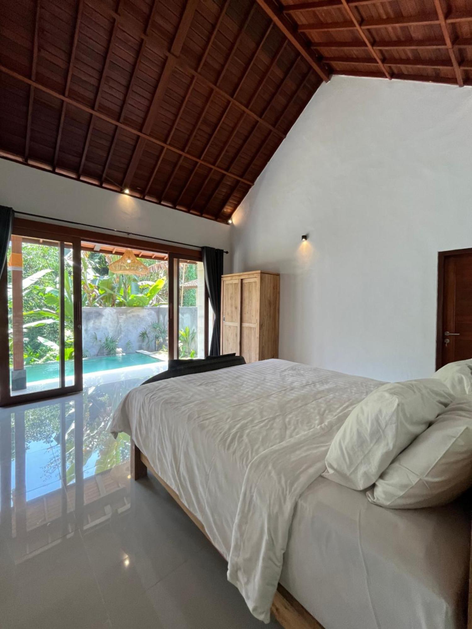 Ferienhaus Pis Bolong House