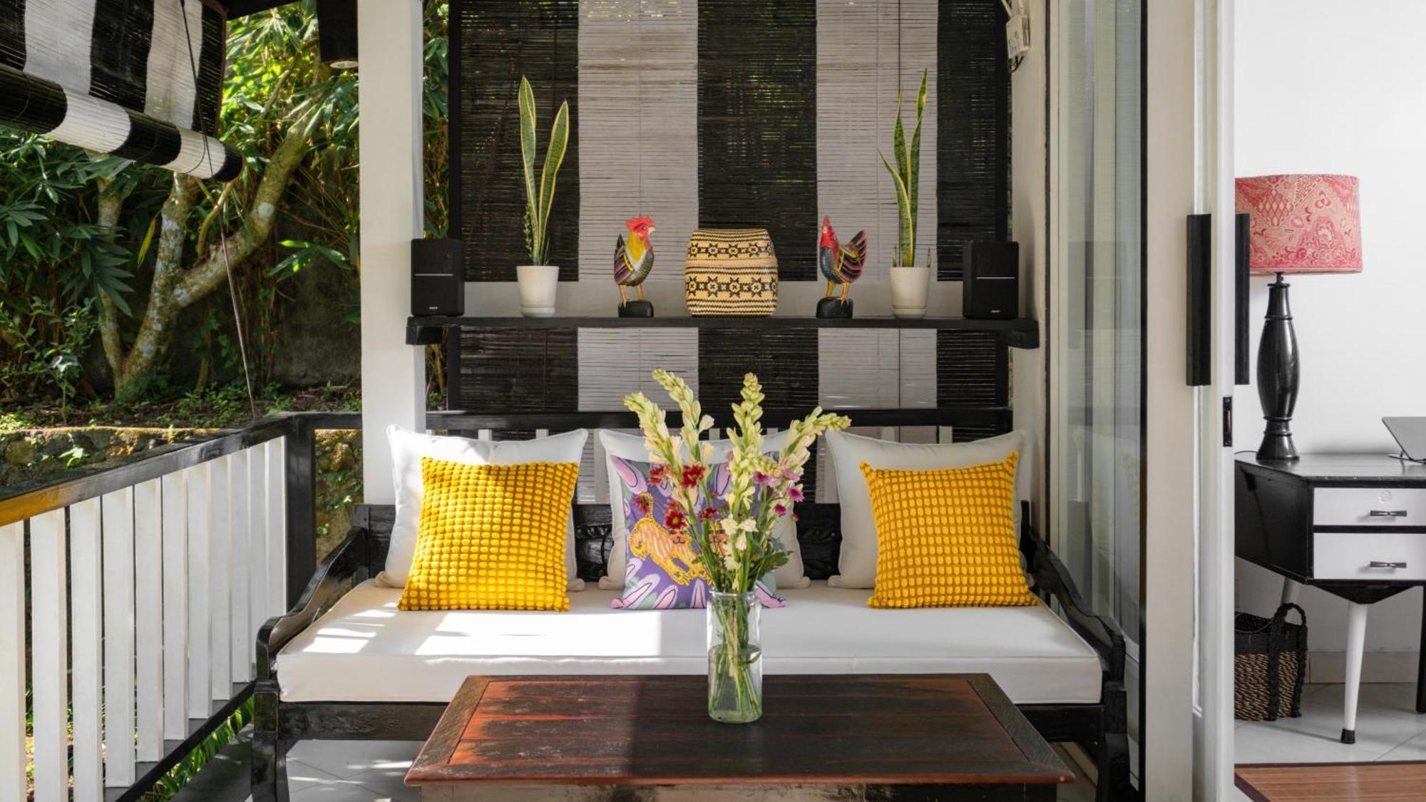 Villa Lepak By The River In