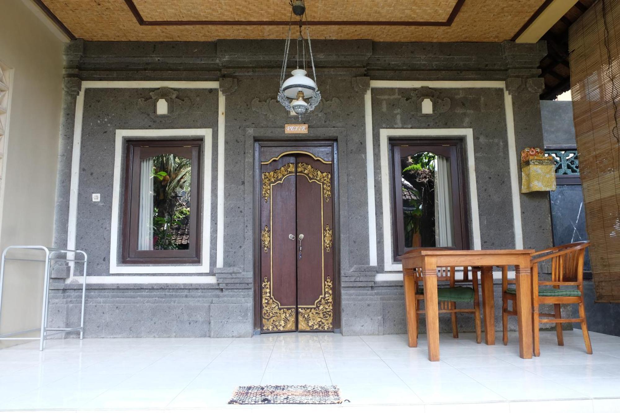 Guest house Suastika 2*