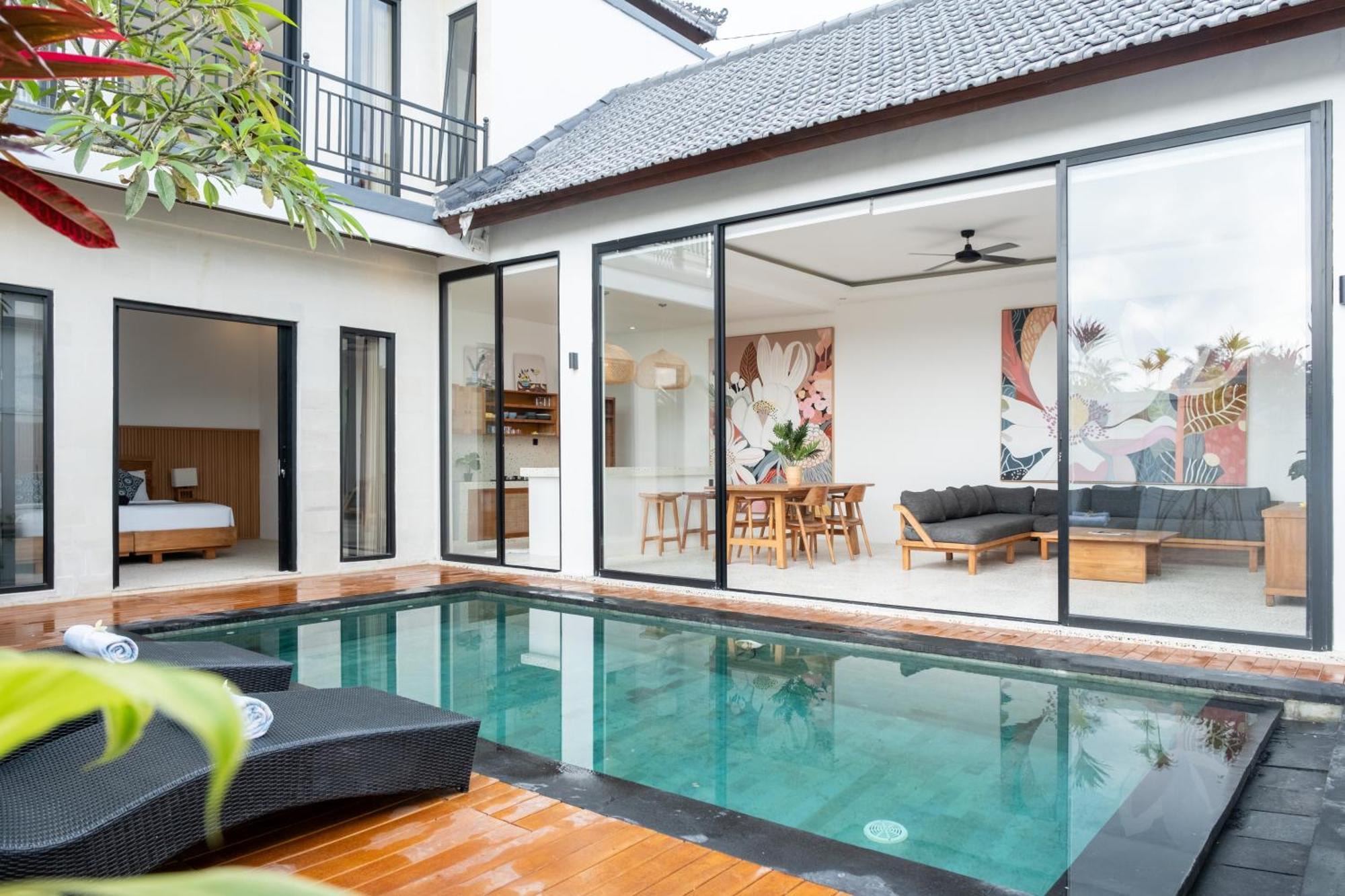 Villa Entire Luxury Peaceful Pool Views *