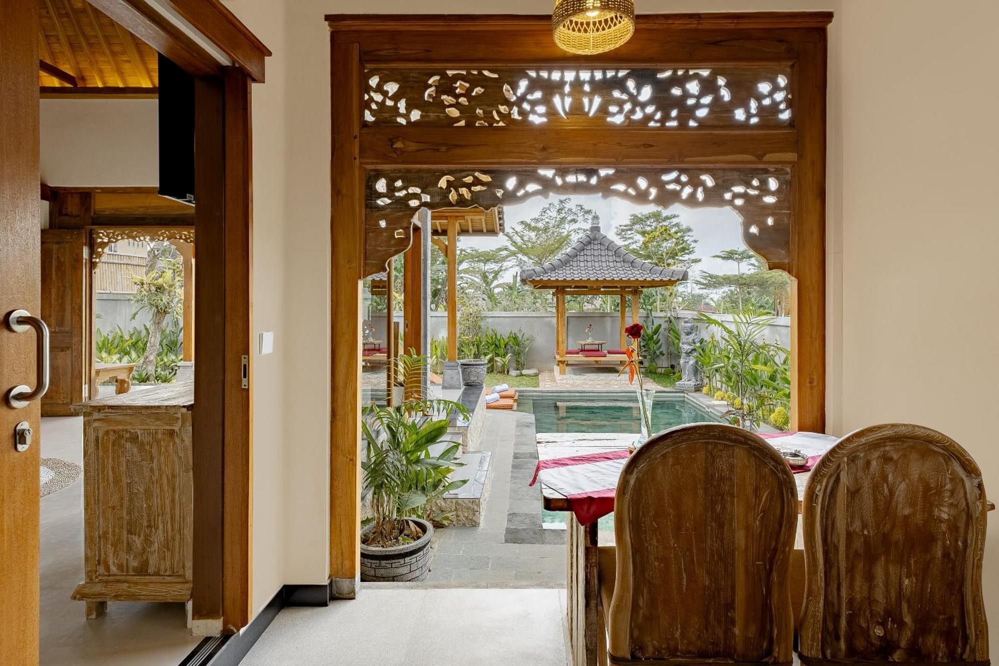 Ari Yudha Villa