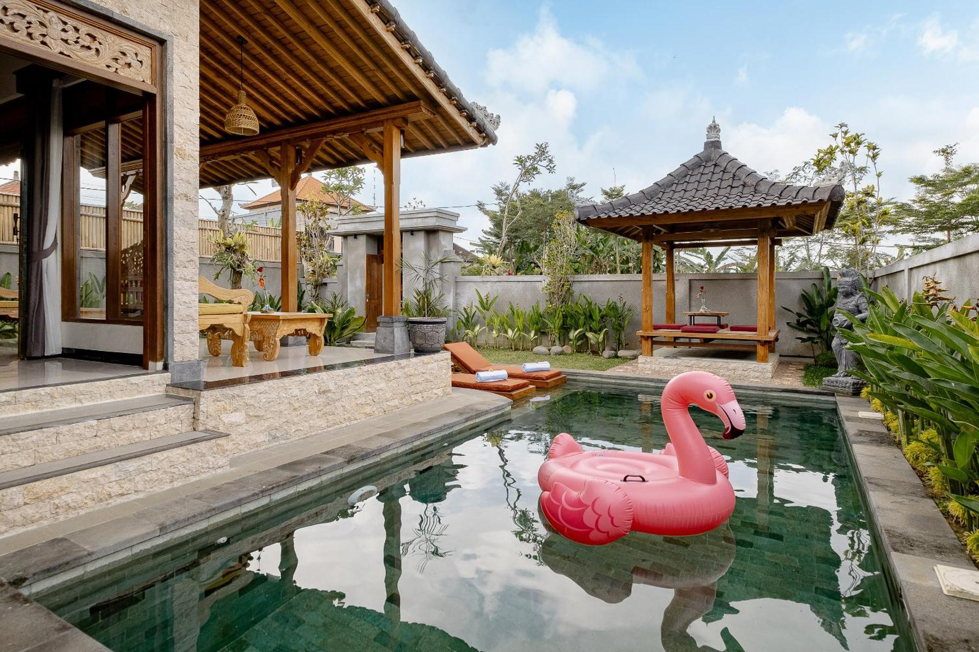 Ari Yudha Villa *