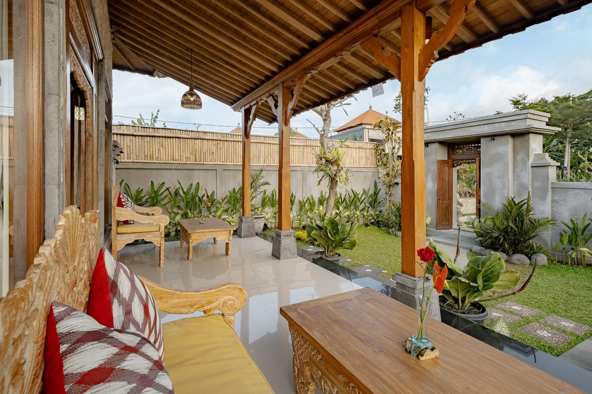 Ari Yudha Ubud (Bali)