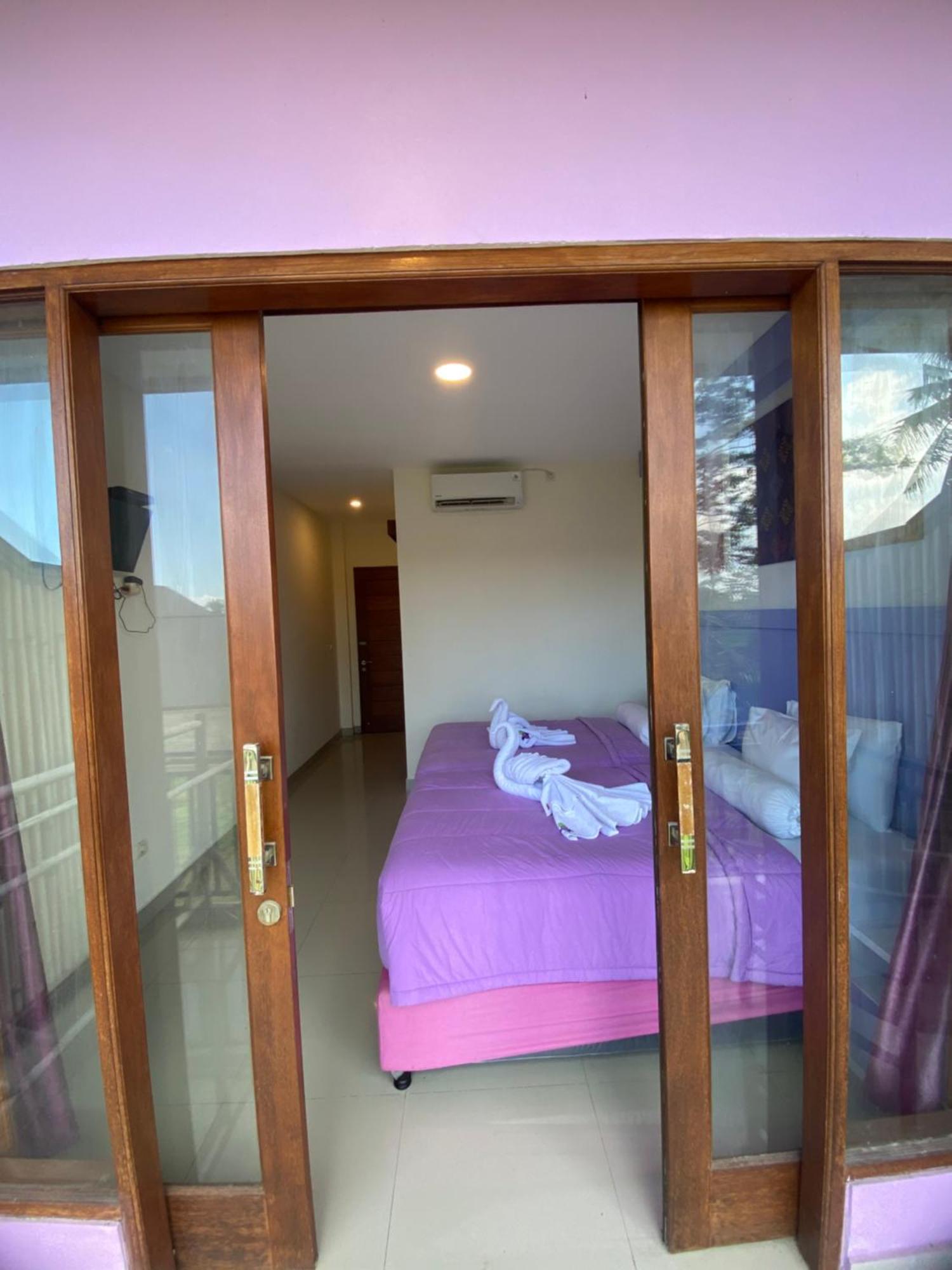 Lodge Ubi Ungu