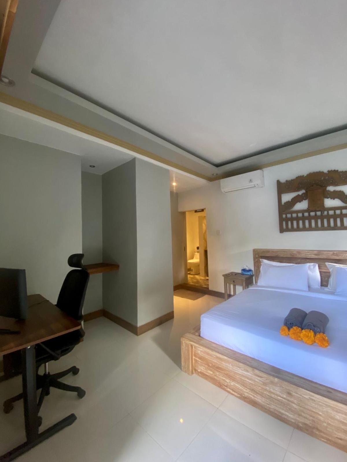 Homestay Togog Polos Near Center *