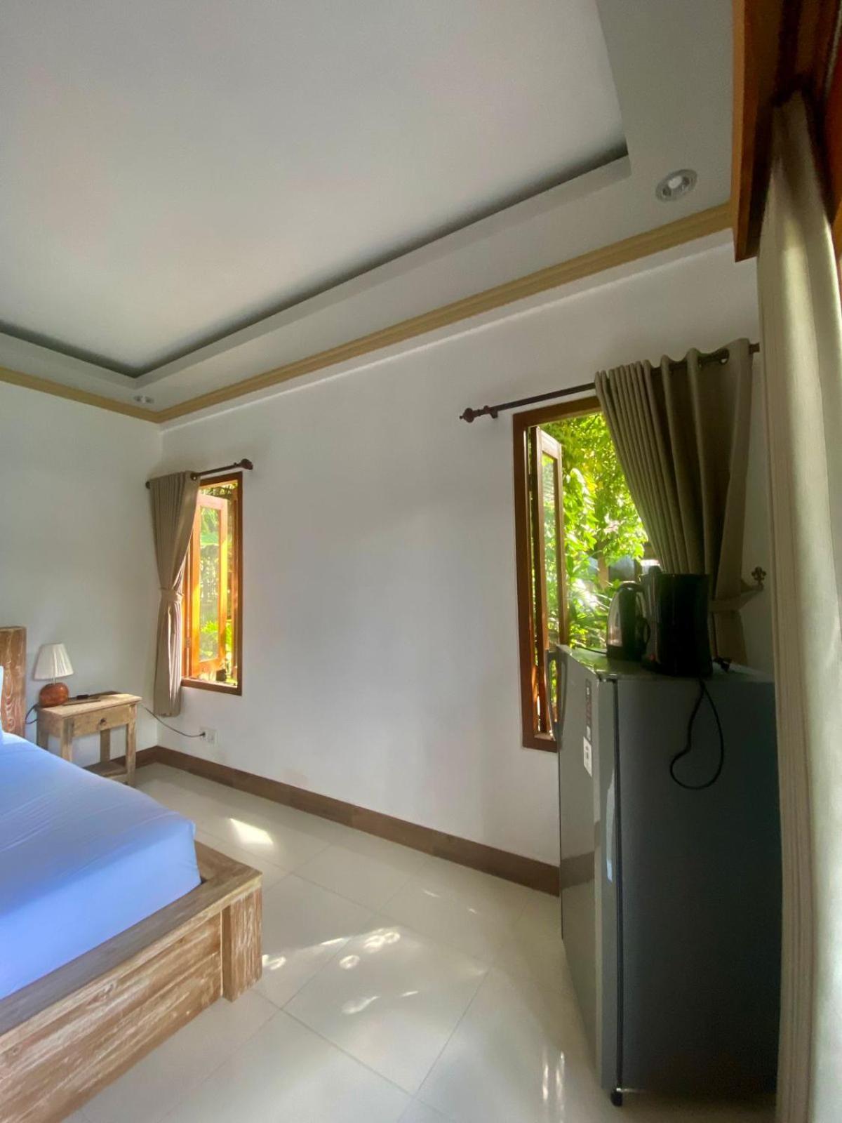 Togog Polos Near Center * Ubud (Bali)