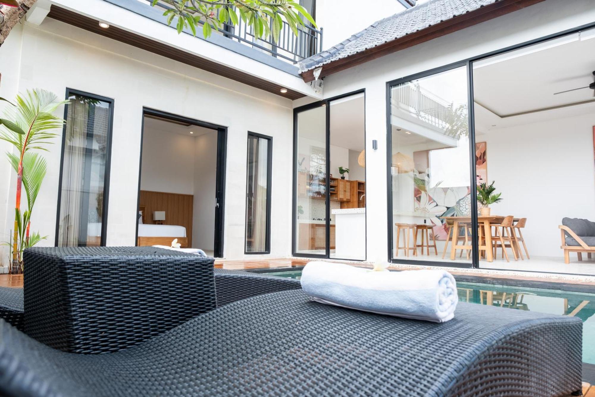 Entire Luxury Peaceful Pool Views Villa *