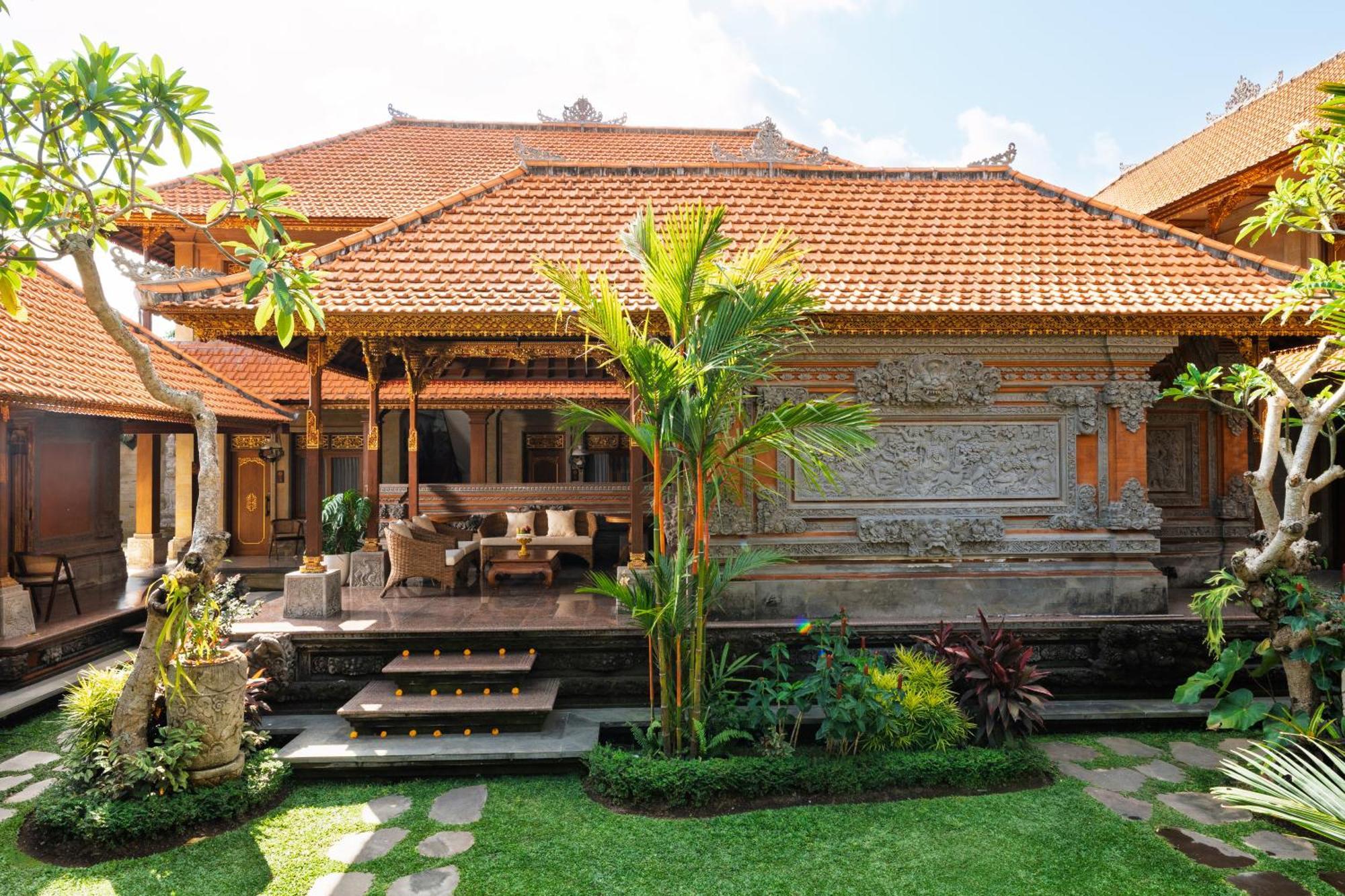 Hotel Puri Kantor Legacy - Heritage Palace