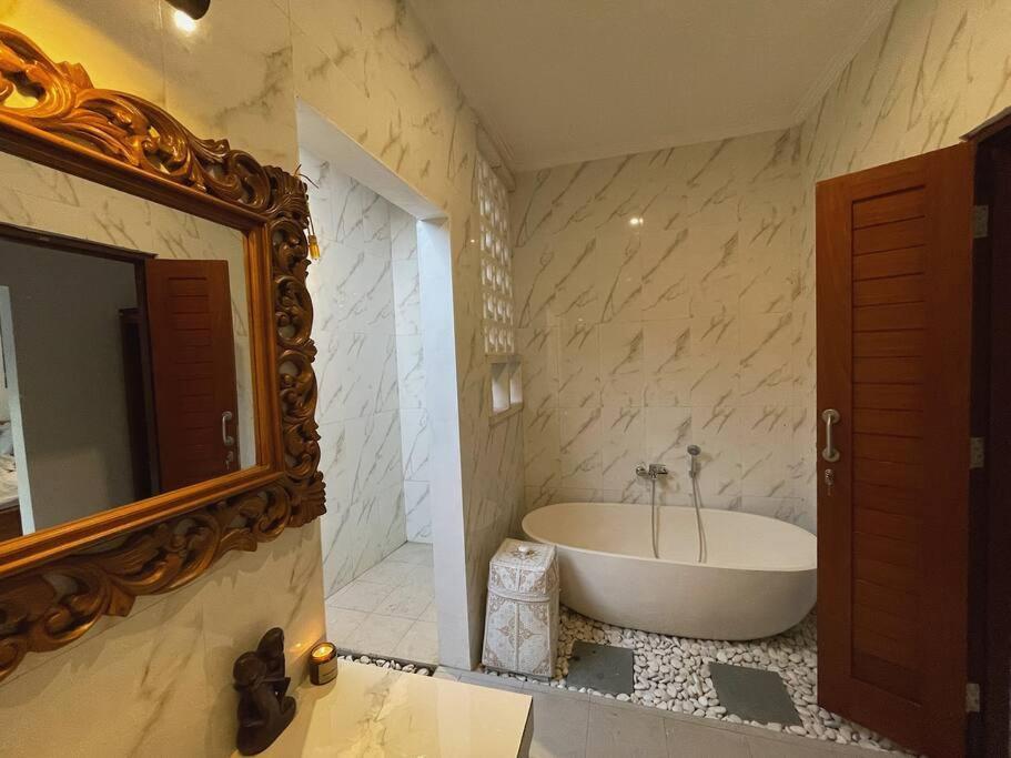Villa Modern Parq Nearby *