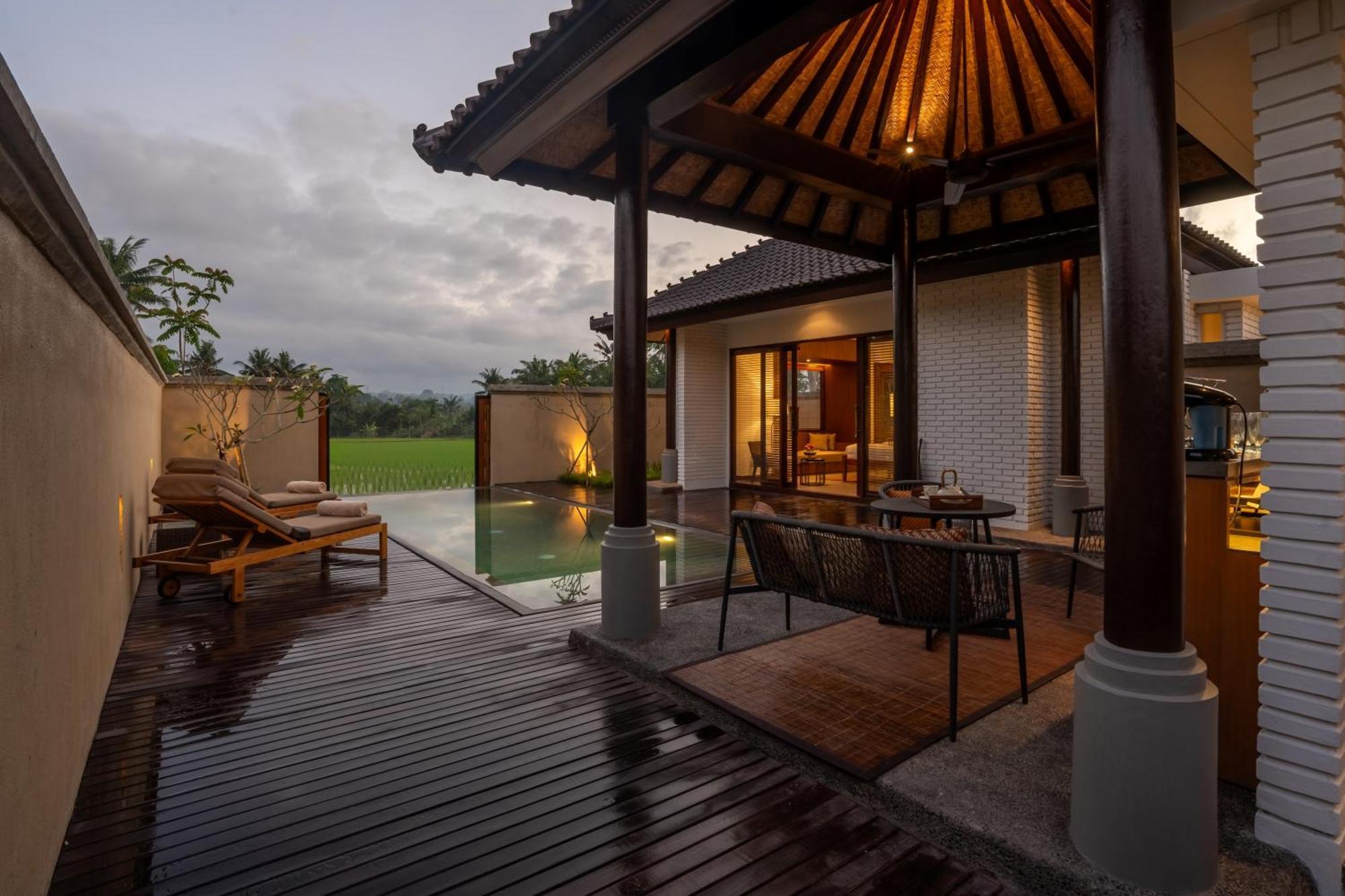 Tanah Gajah, A By Hadiprana 5*