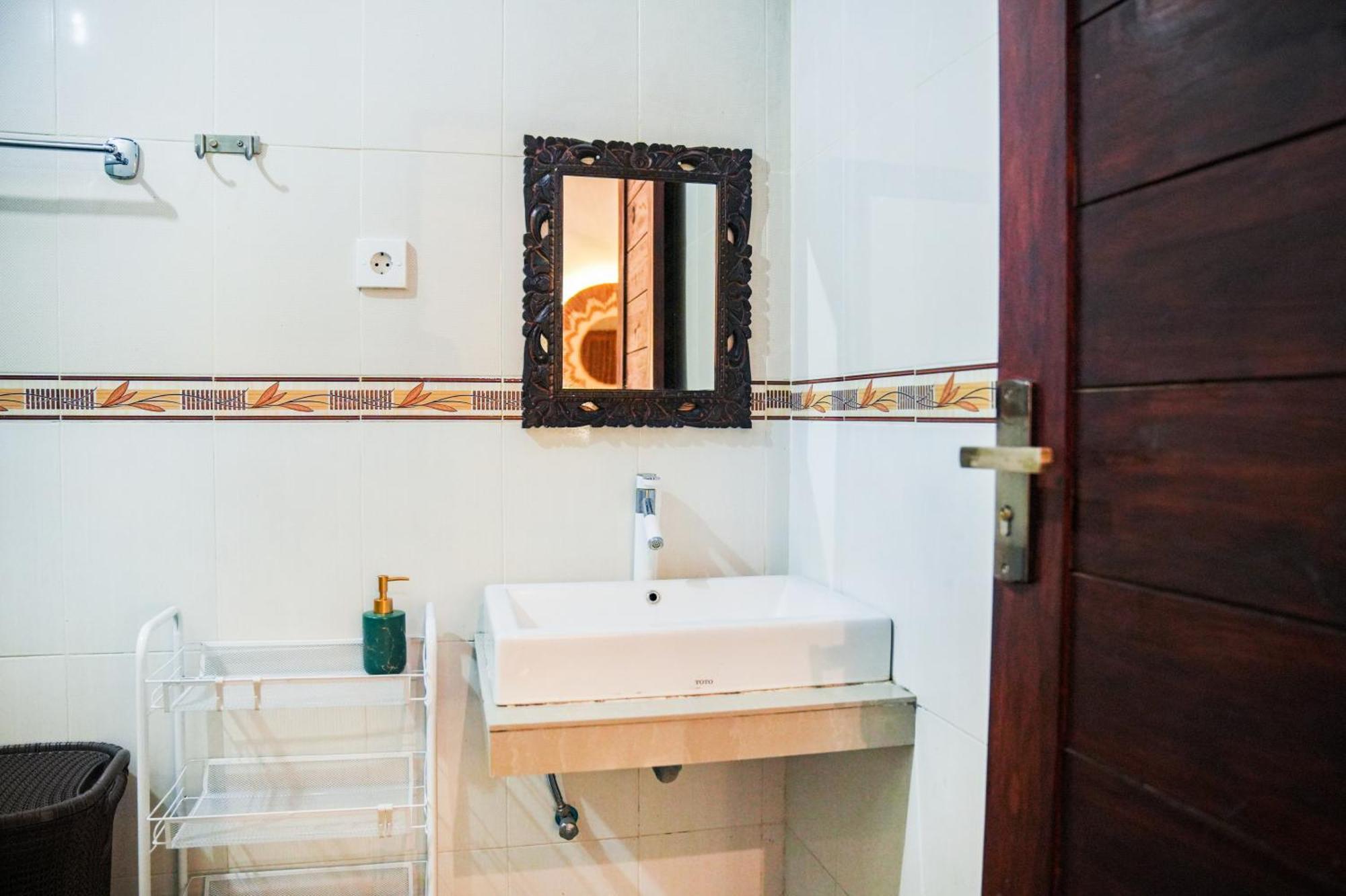 Villa 2bdr Classic + Pool, Garden, Kitchen, Pond Ubud (Bali)