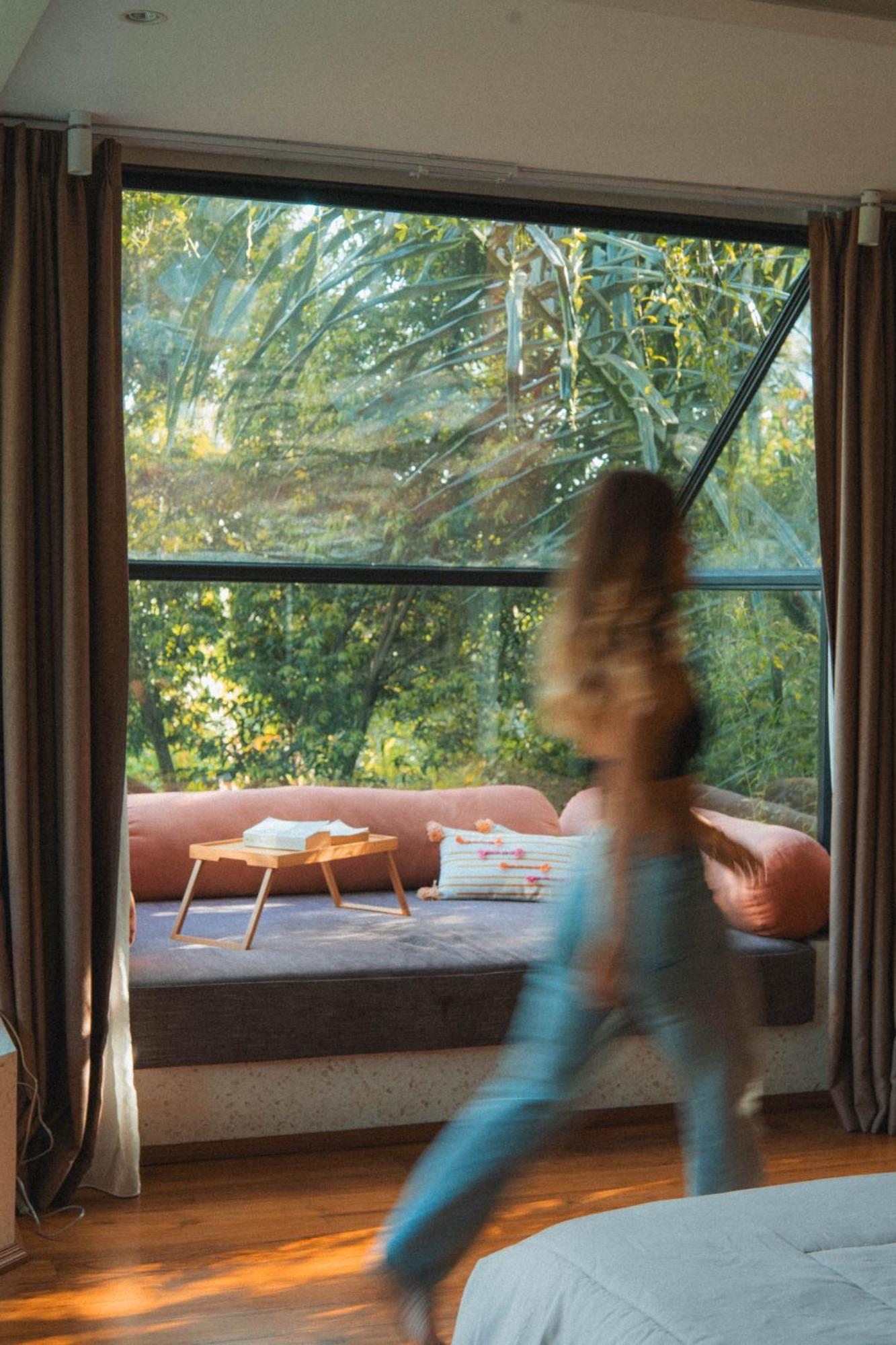 Villa Milliways Bali - Playful Boutique By The Jungle Gorge - 3 Bedrooms
