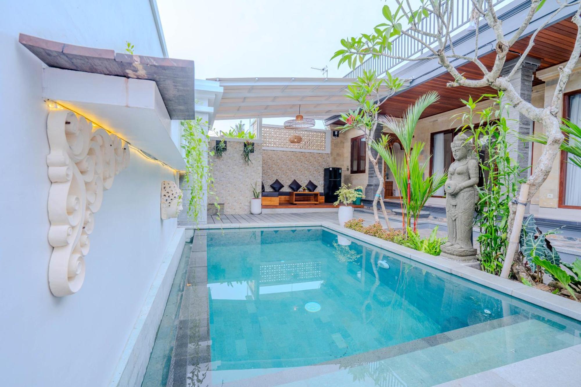 Nindy Villa *