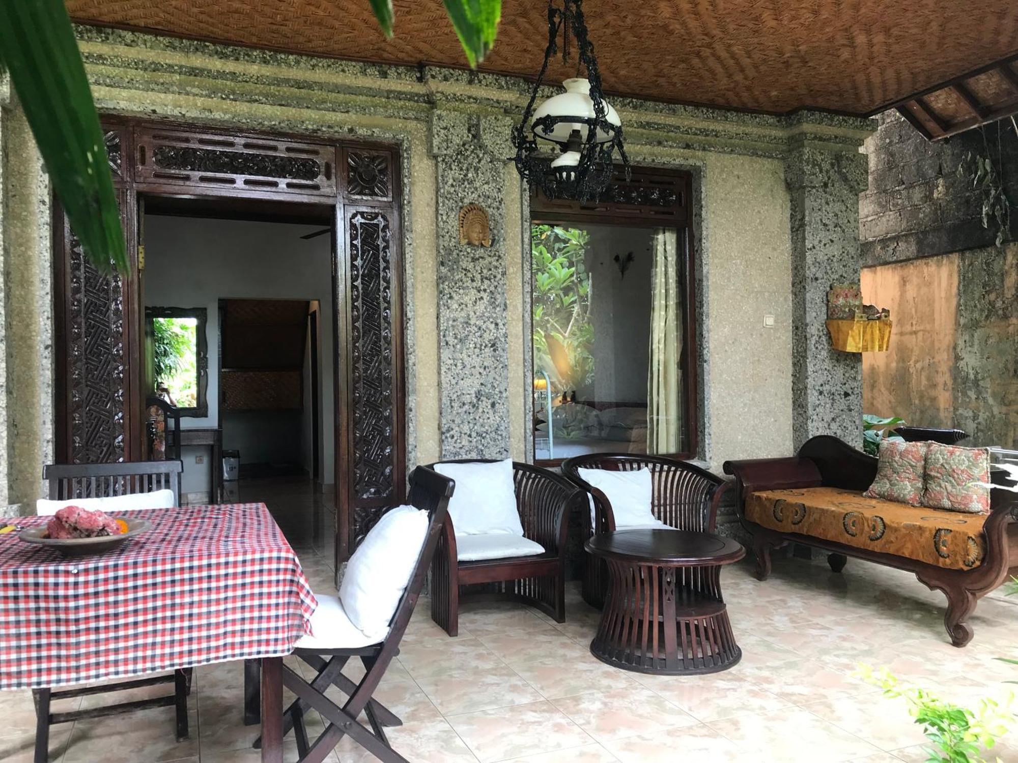 Anomcottages Bed & Breakfast