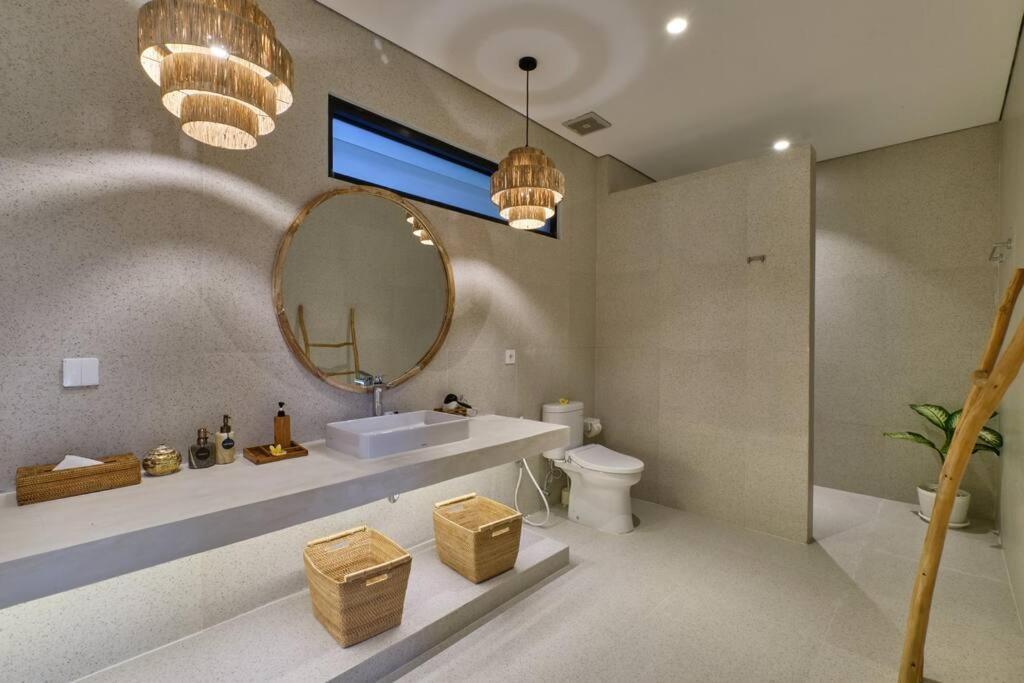 Newly! 2br Modern Close To Center