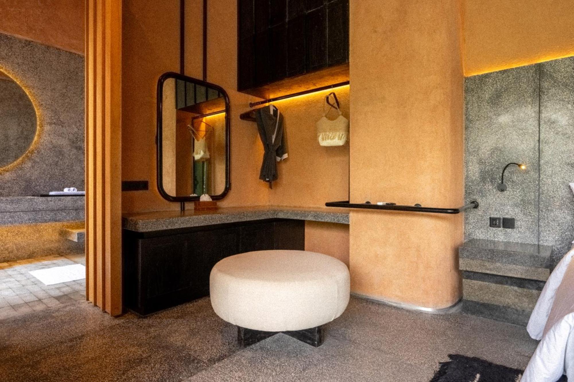 Villa Amora Boutique *