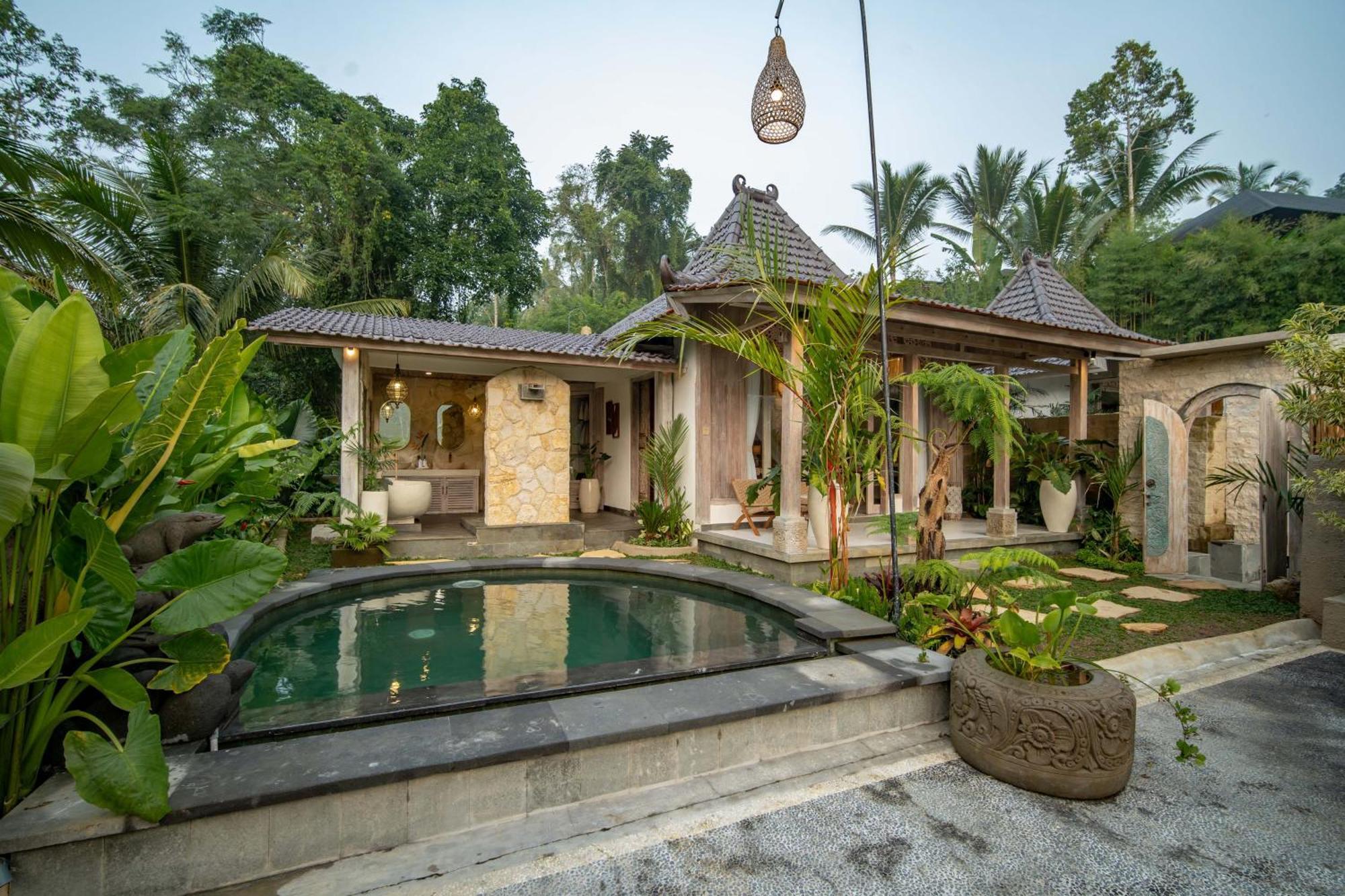 Legong Sebatu * Ubud