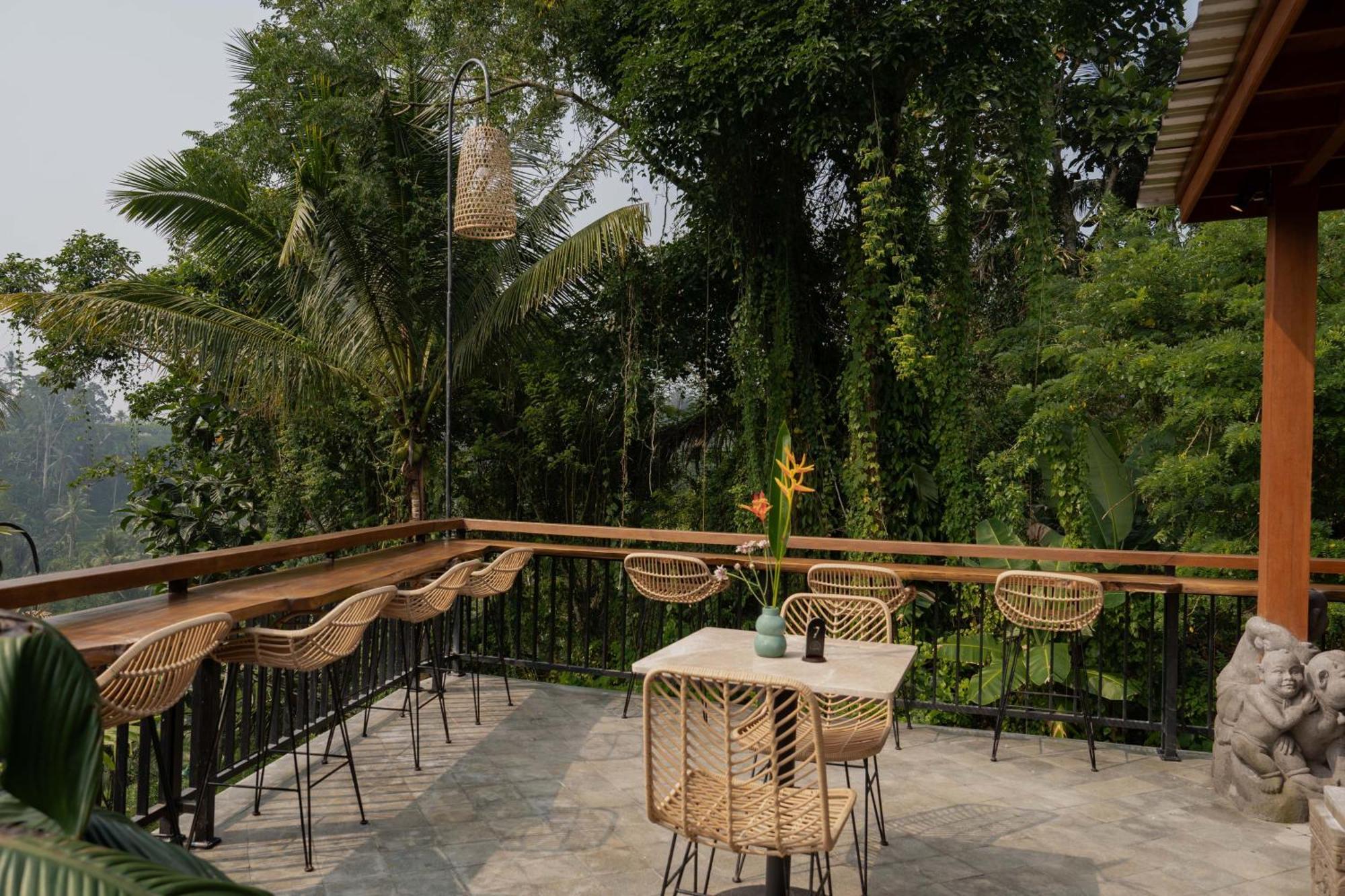 Legong Sebatu * Ubud