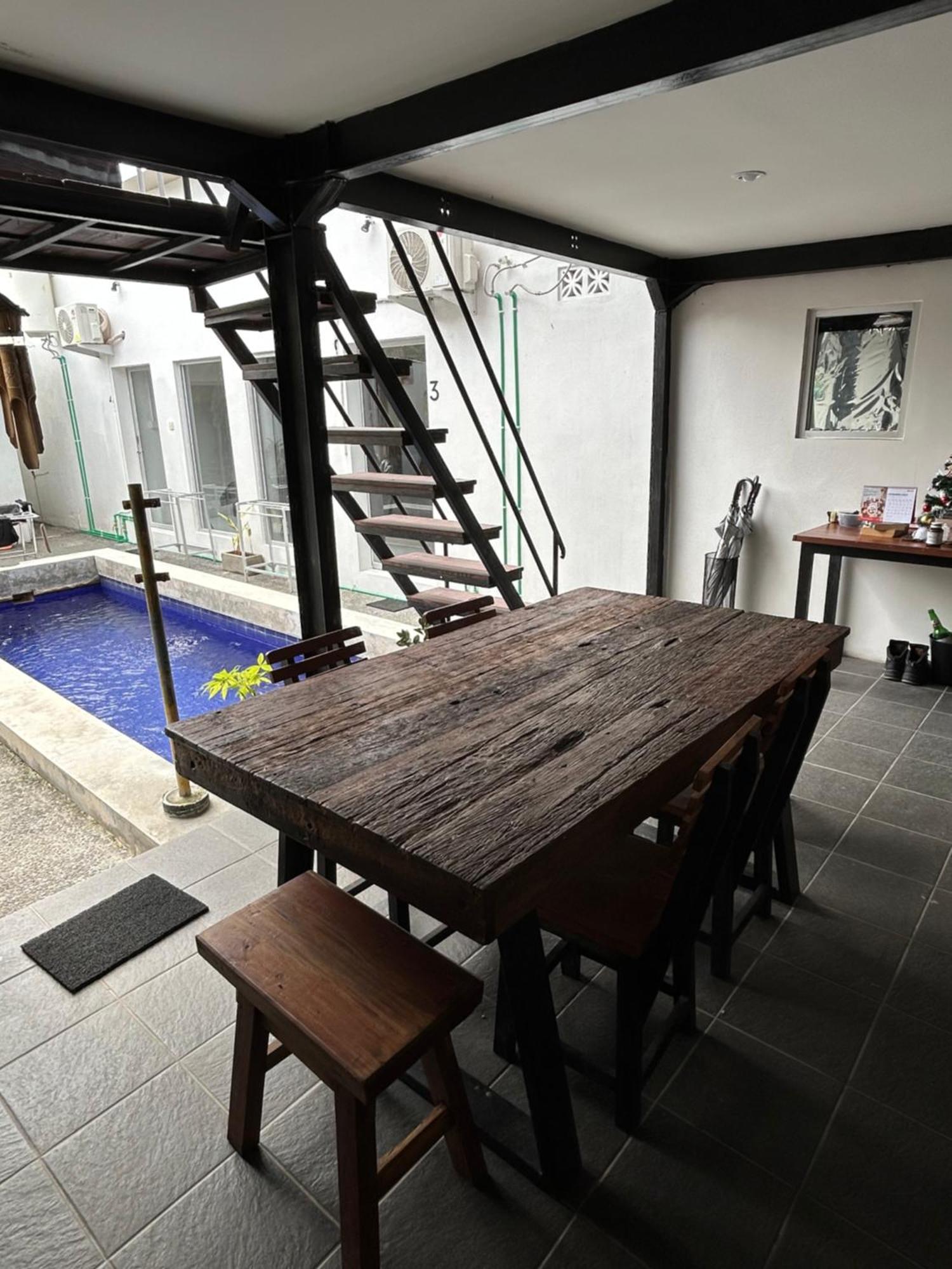 White Sandat * Ubud
