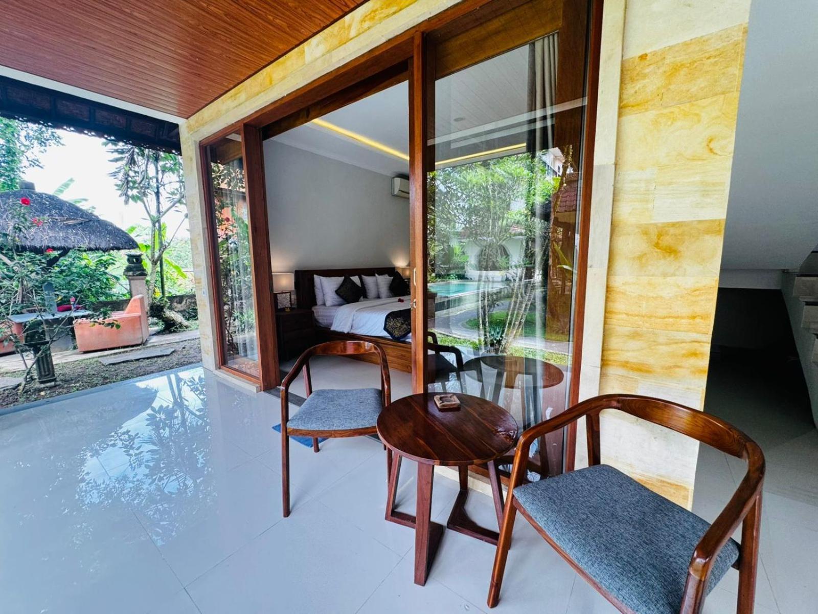 Kerta Prashati Bed & Breakfast