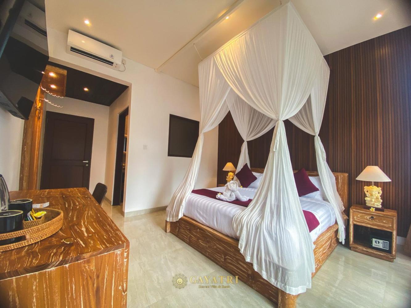 Gayatri Retreat Hotel 4*