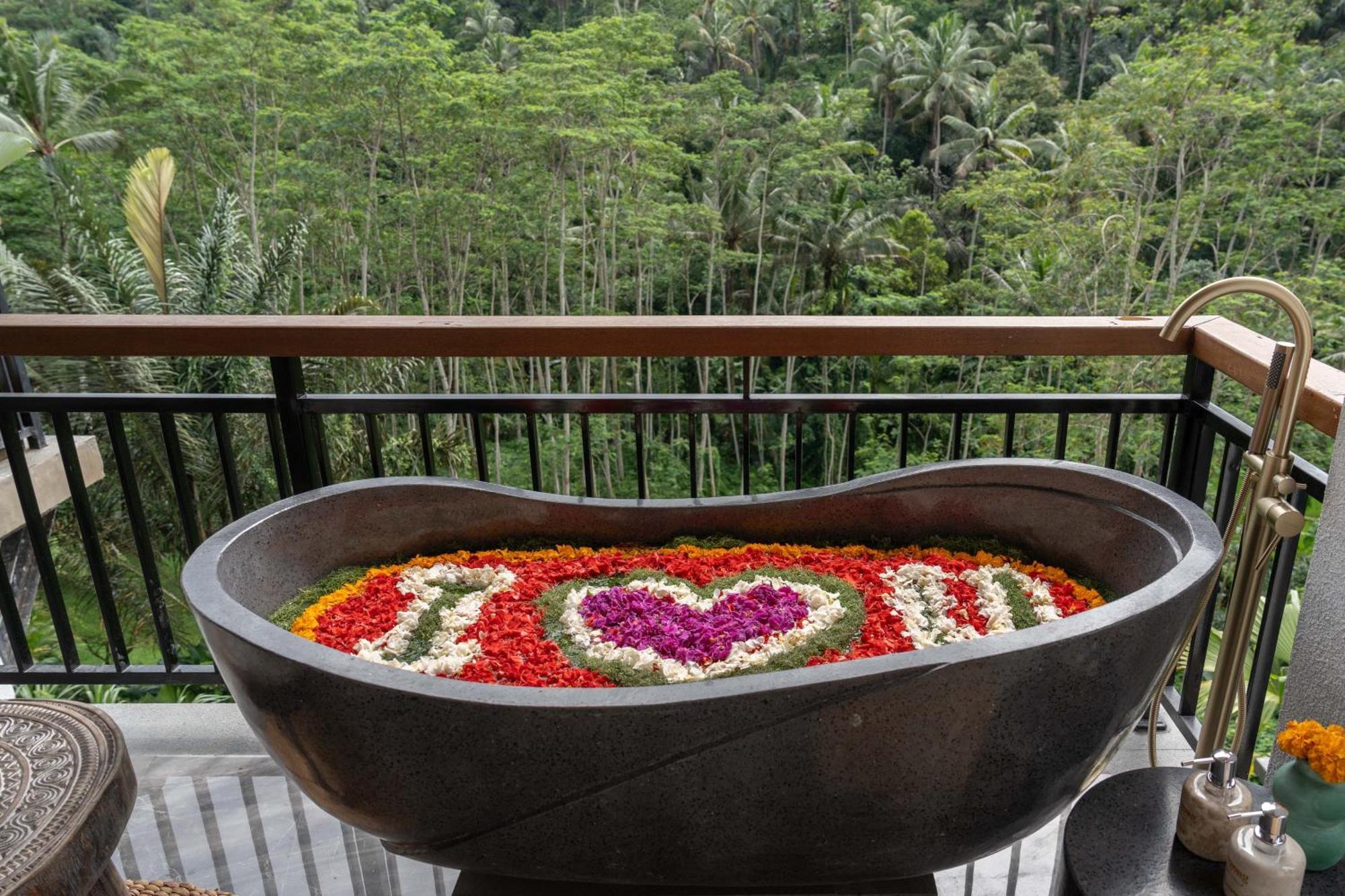 Legong Sebatu * Ubud