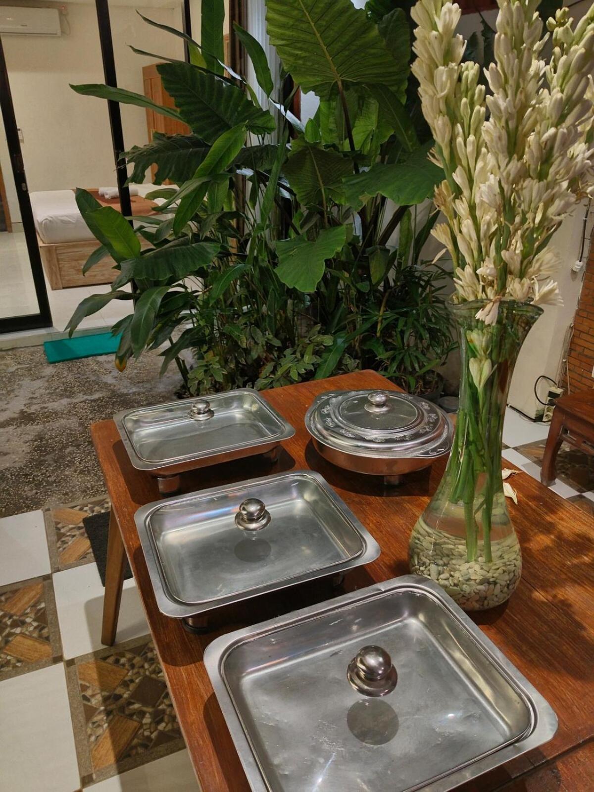 Ratu Ayu 8 Bedroom