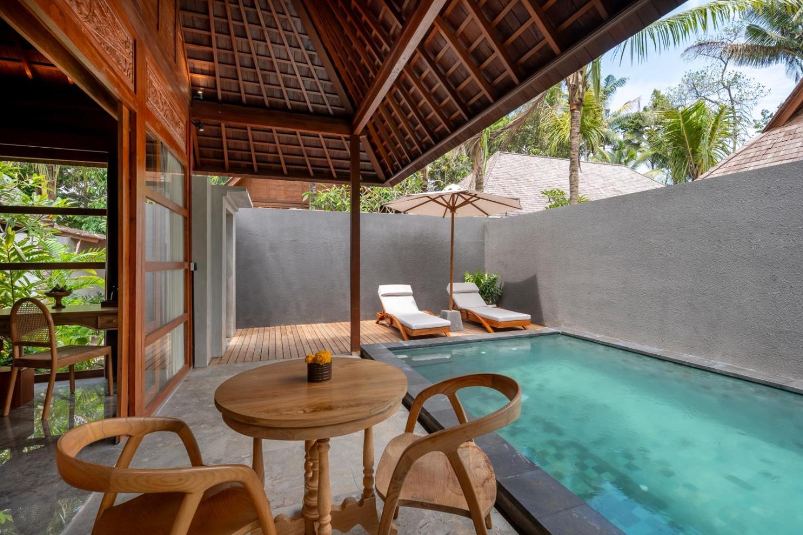 Unagi Wooden By Emana Hotel 4*