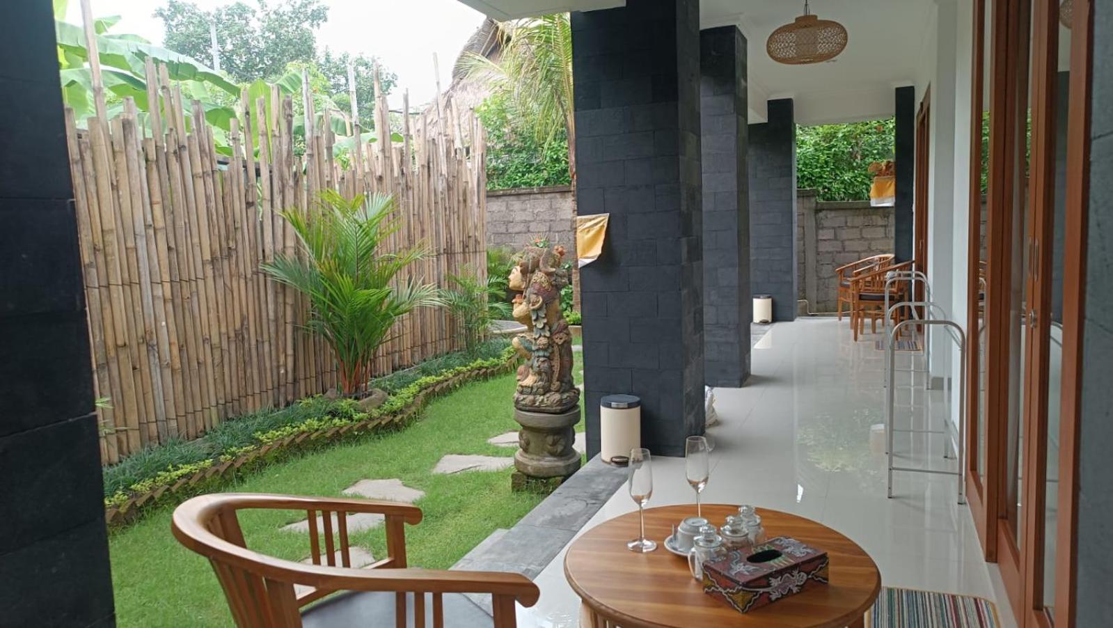 Guest house Nugraha 2 3*