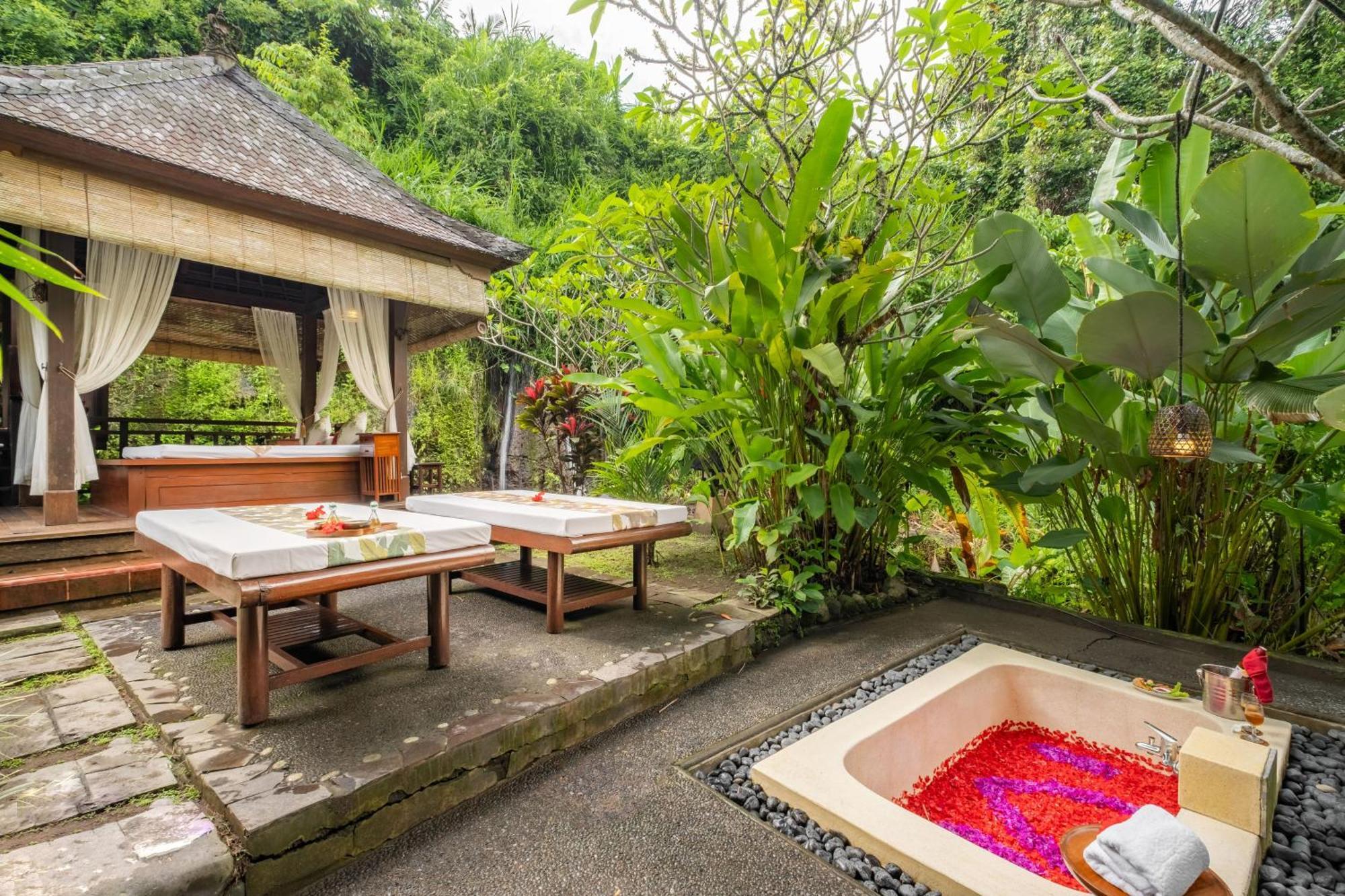 Semana Residences By Cove Hotel 4*