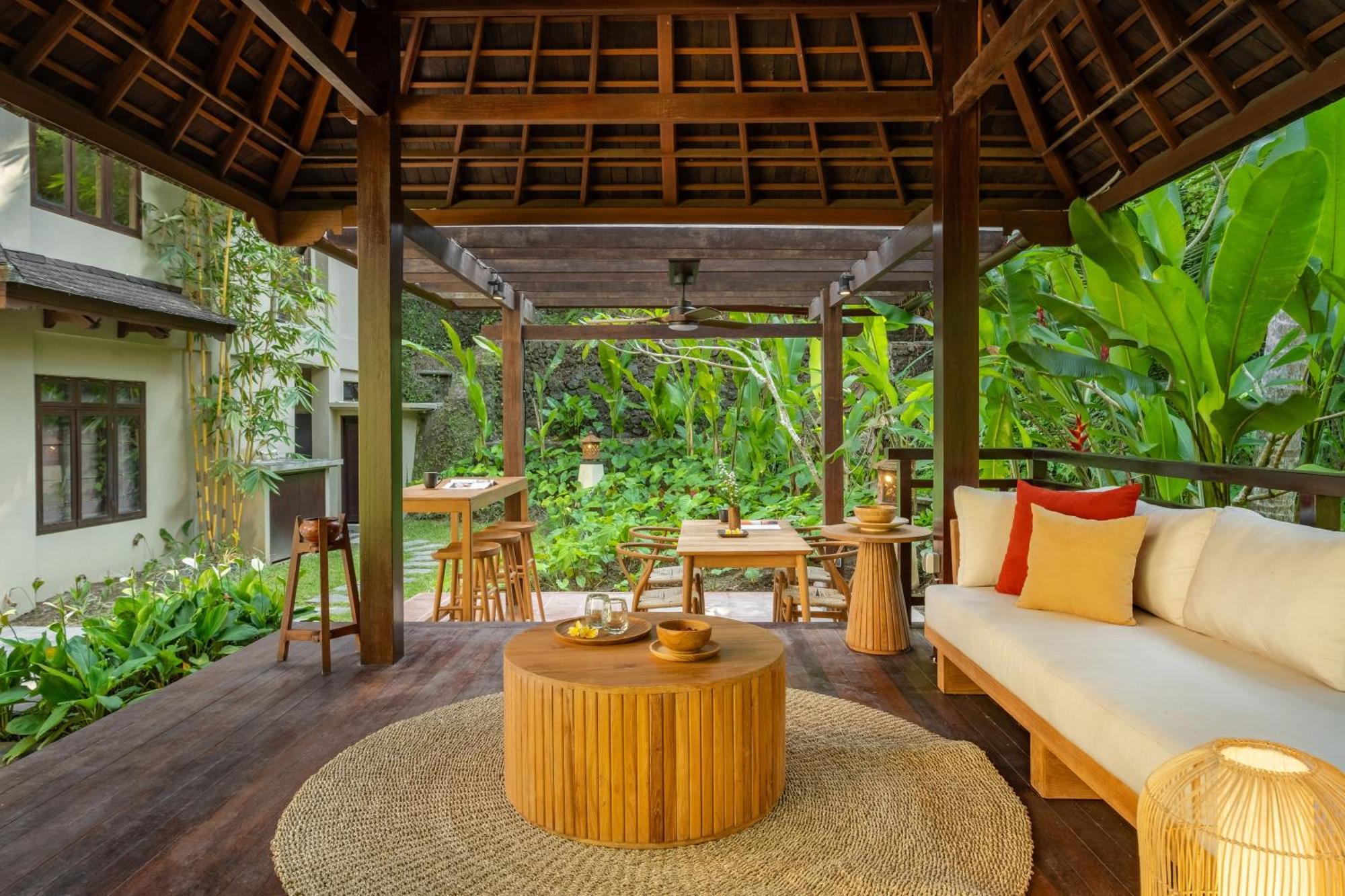 Semana Residences By Cove 4*
