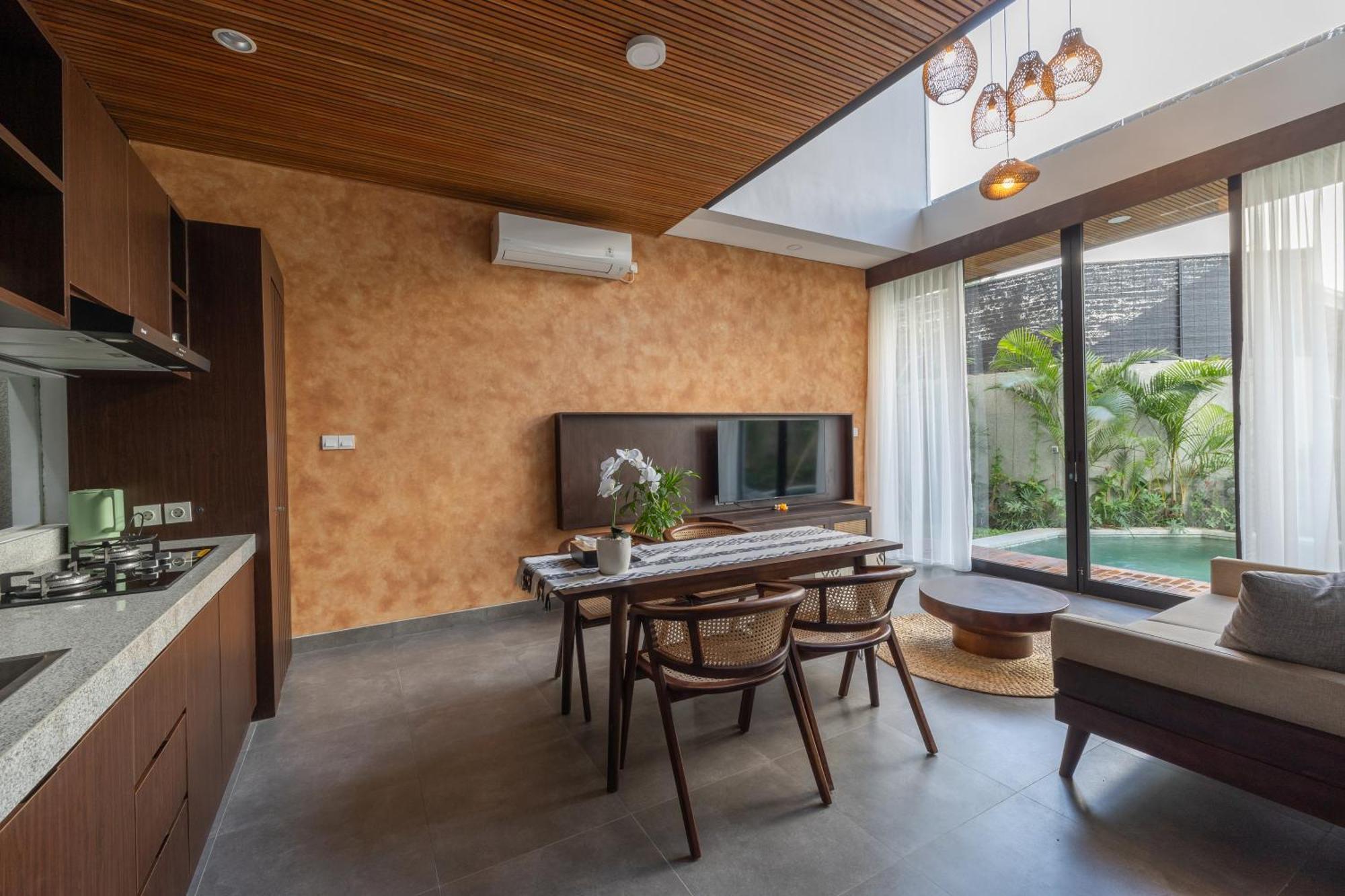 Casaluna Lodge *