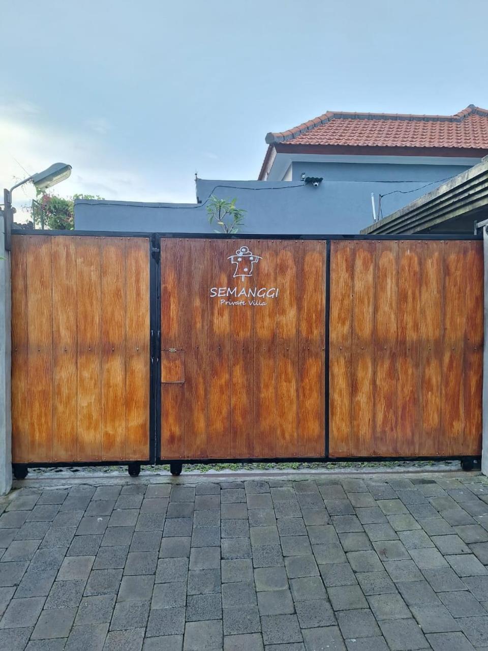 Villa Semanggi Private *