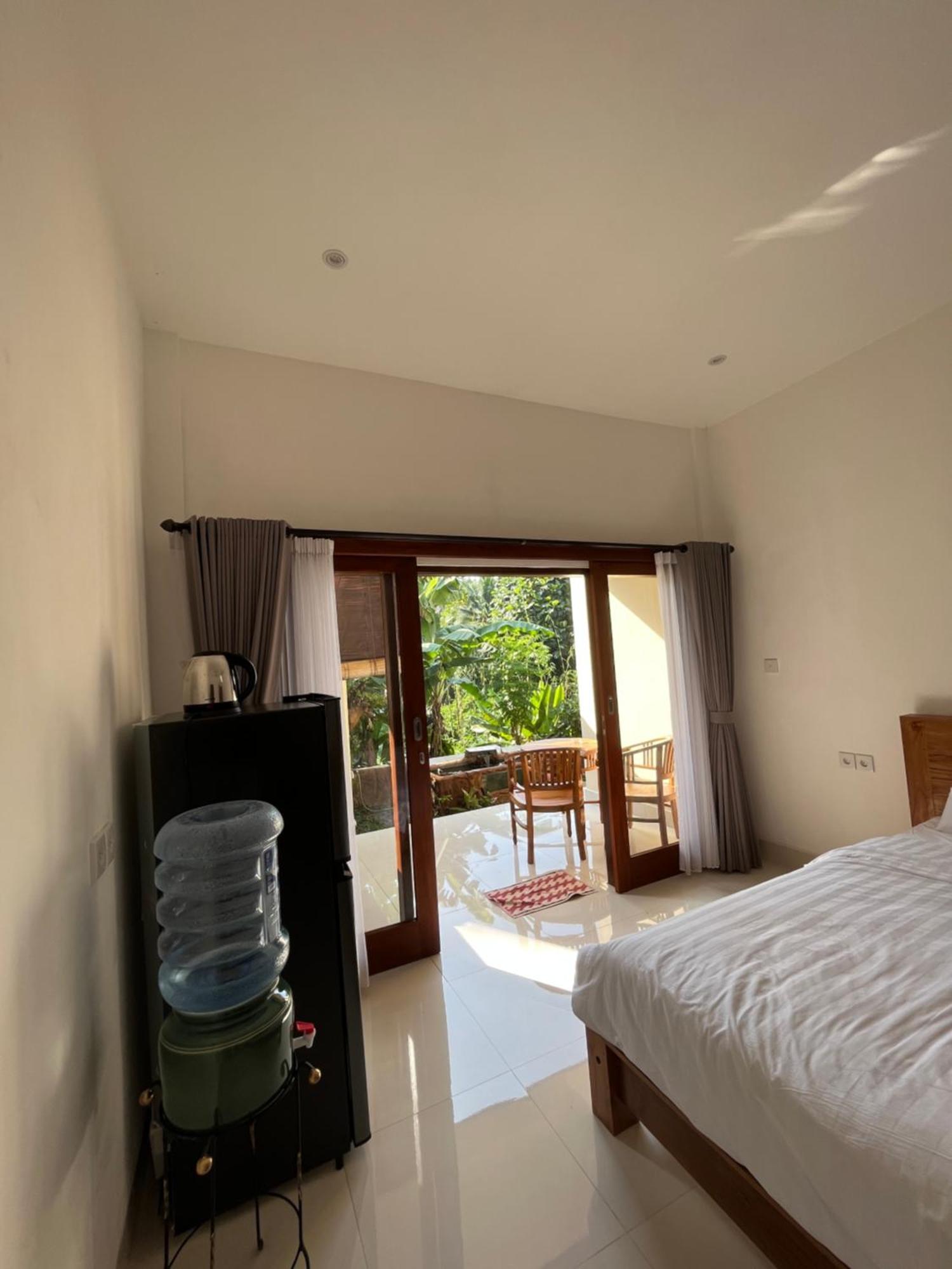 Sekar Tunjung Guest house *